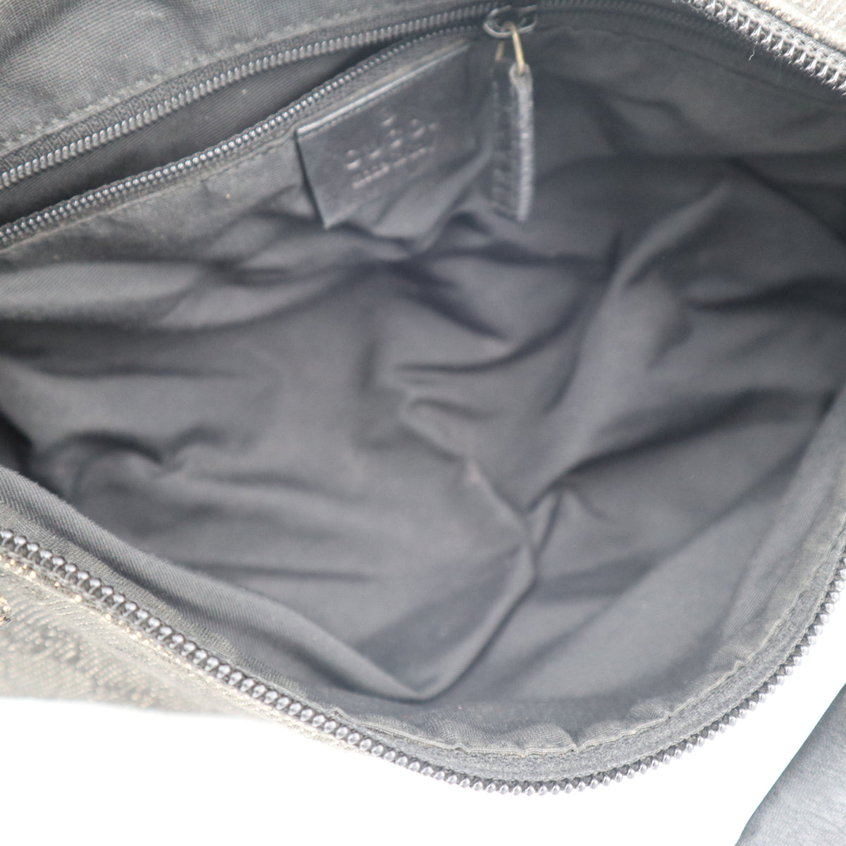 C2615 Gucci Shoulder Bag vintage black and grey GG monogram canvas small shoulder bag | Pre-Owned Very Good Black / Grey Monogram, GG Monogram Canvas