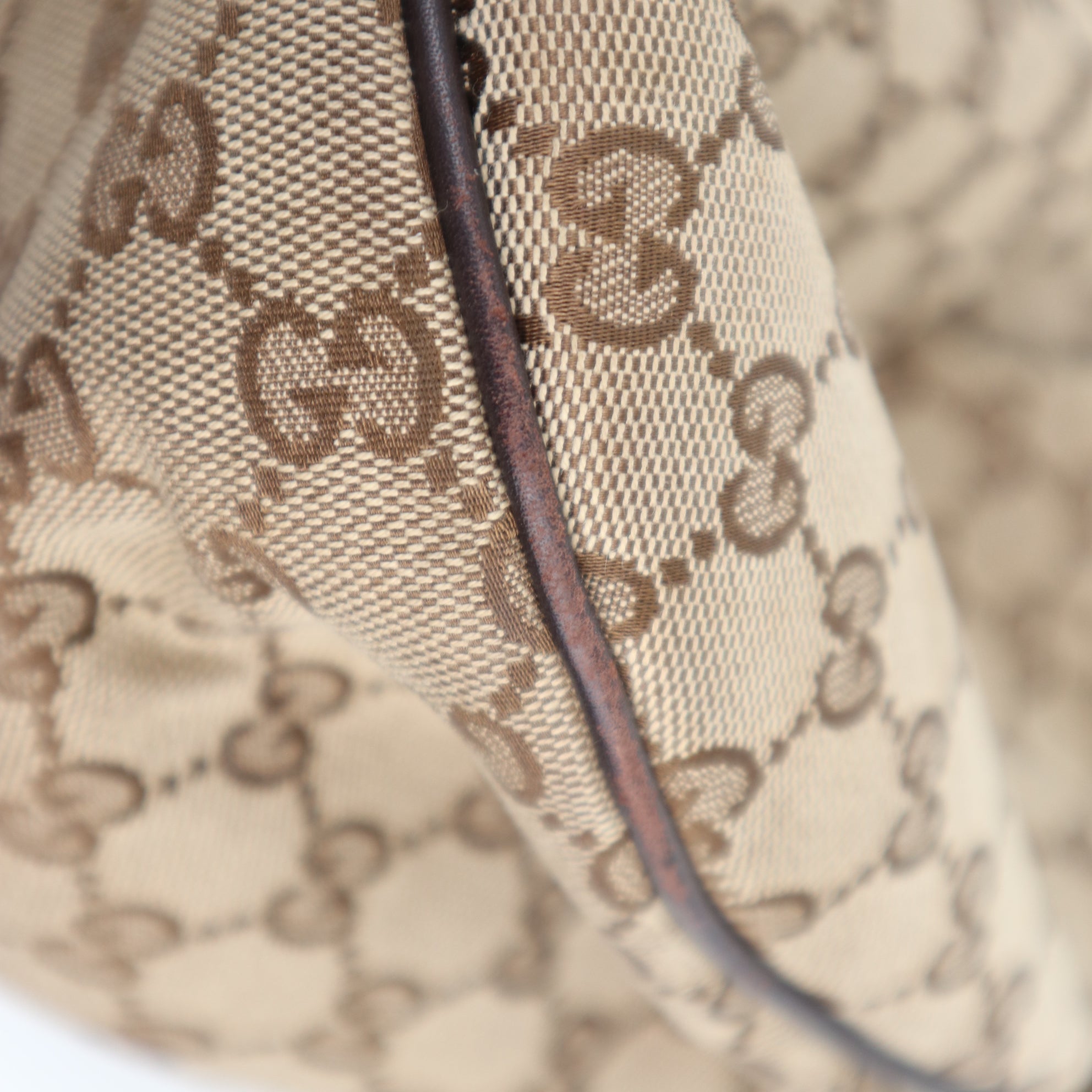 Gucci Beige/Black Sukey Hobo Canvas Shoulder Bag C1783 | Pre-Owned Very Good Beige / Black Canvas