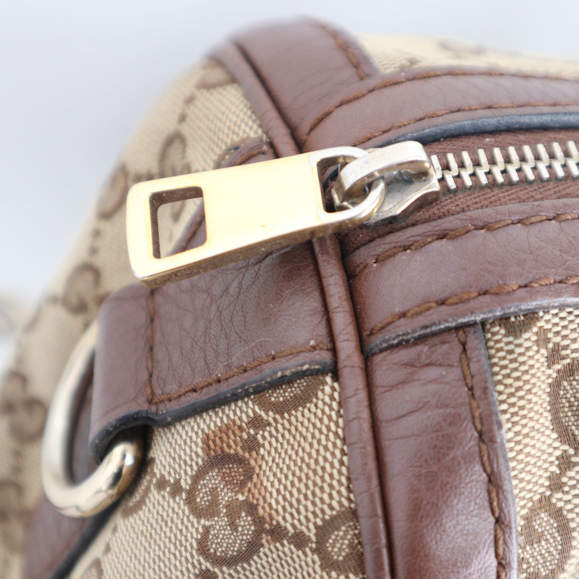 Gucci Monogram Vintage Web Boston Brown Top Handle Bag C1788 | Pre-Owned Very Good Brown Monogram, Web Canvas