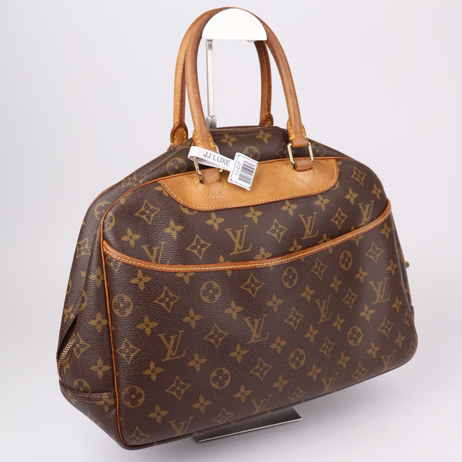 J1211-Louis Vuitton Deauville cloth handbag- Pre Owned