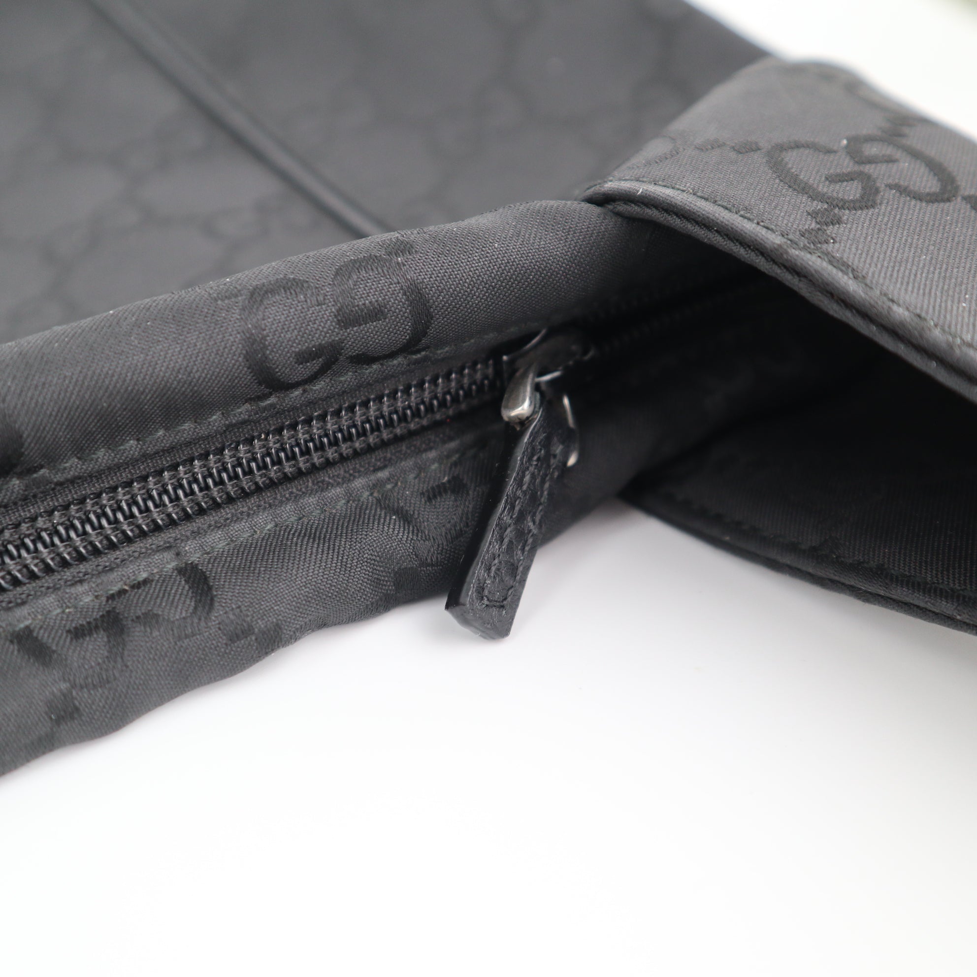 Gucci Black GG Monogram Hobo Shoulder Bag C1791 | Pre-Owned Very Good Black Monogram, GG Canvas