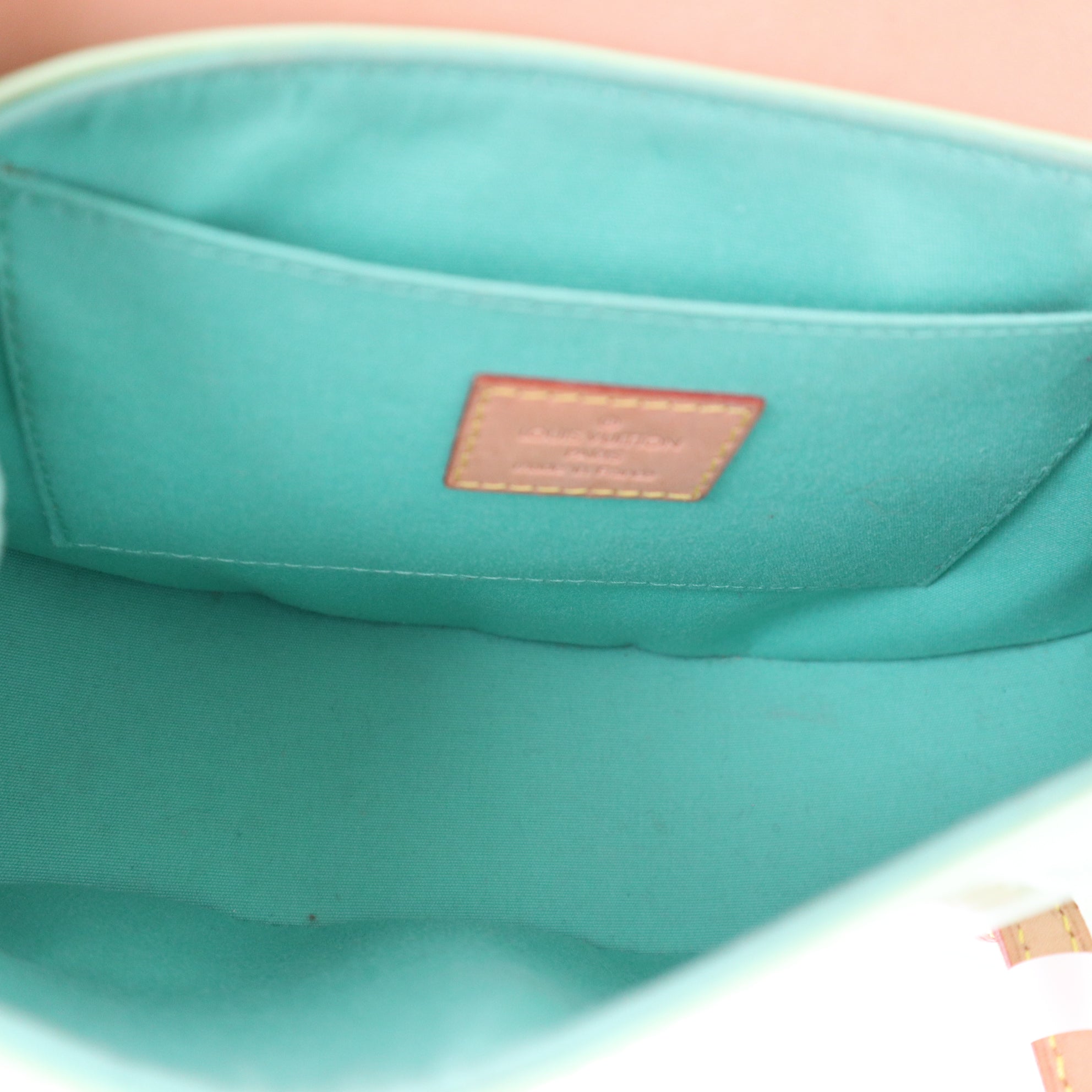 C1173 Louis Vuitton Vernic Biscayne Bay Leather Shoulder Bag Green-Pre Owned