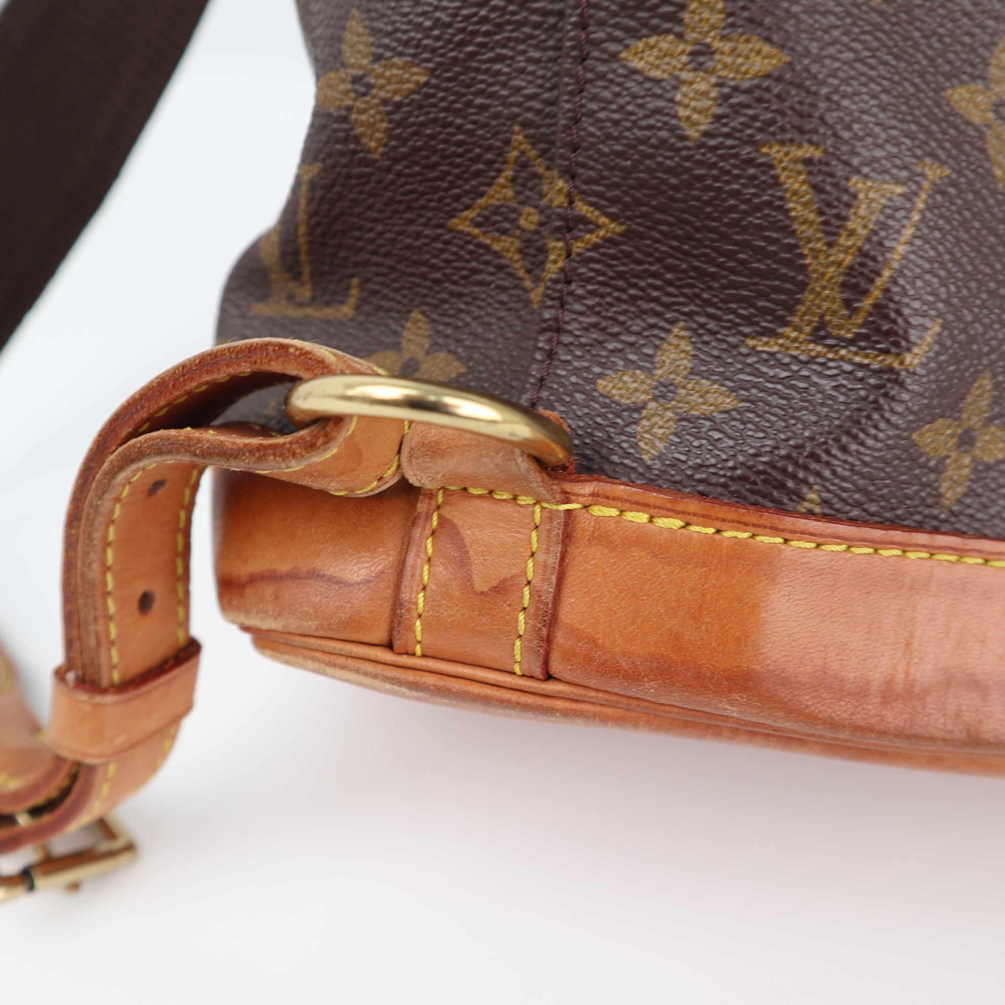 Louis Vuitton Monogram Montsouris Backpack C1797 | Pre-Owned Very Good Brown Monogram Canvas