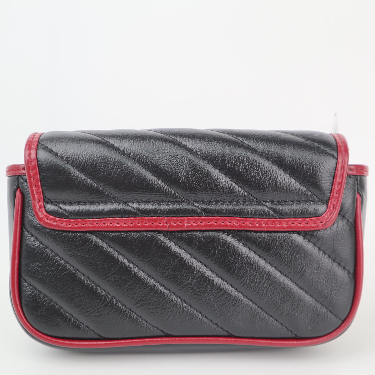 C2636 Gucci Crossbody Bag Black/Red Quilted Leather Marmont Super Mini Torchon Crossbody Bag | Pre-Owned Very Good Black / Red Quilted Leather