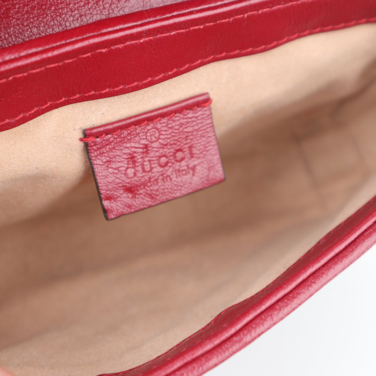 C2636 Gucci Crossbody Bag Black/Red Quilted Leather Marmont Super Mini Torchon Crossbody Bag | Pre-Owned Very Good Black / Red Quilted Leather