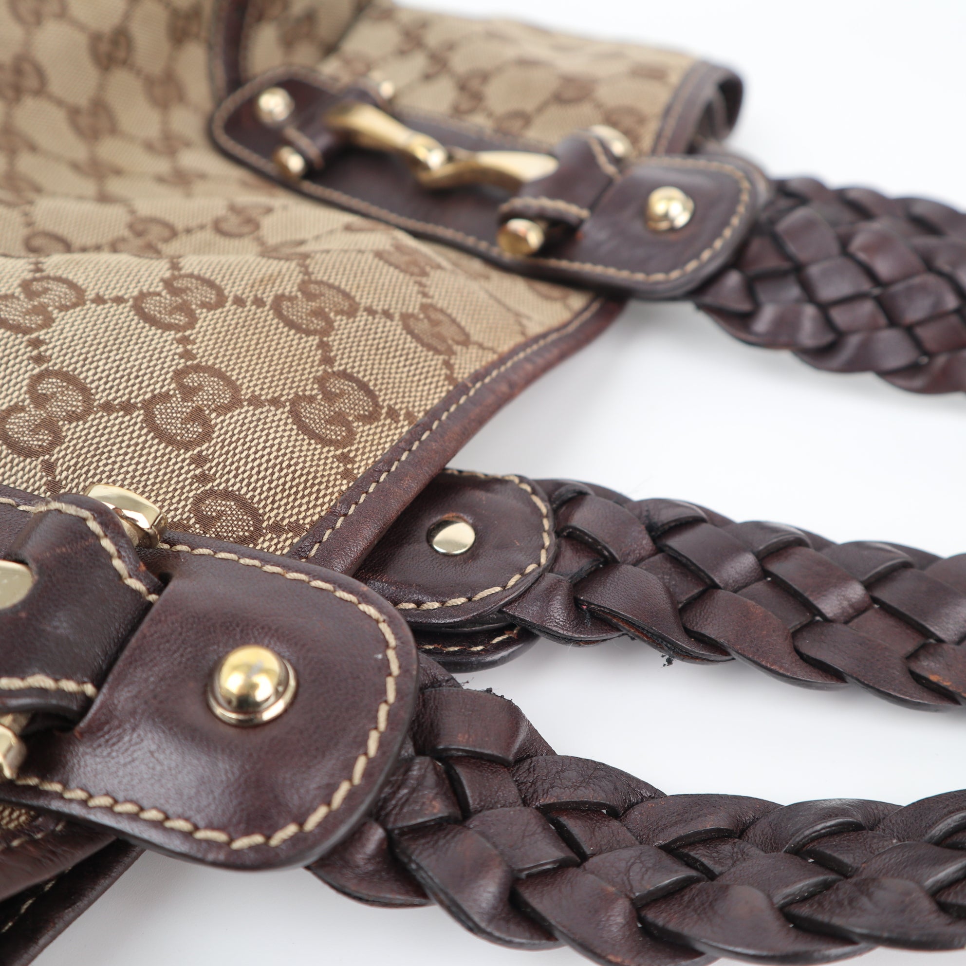Gucci GG Canvas Pelham Shoulder Bag C1799 | Pre-Owned Very Good Brown GG Canvas
