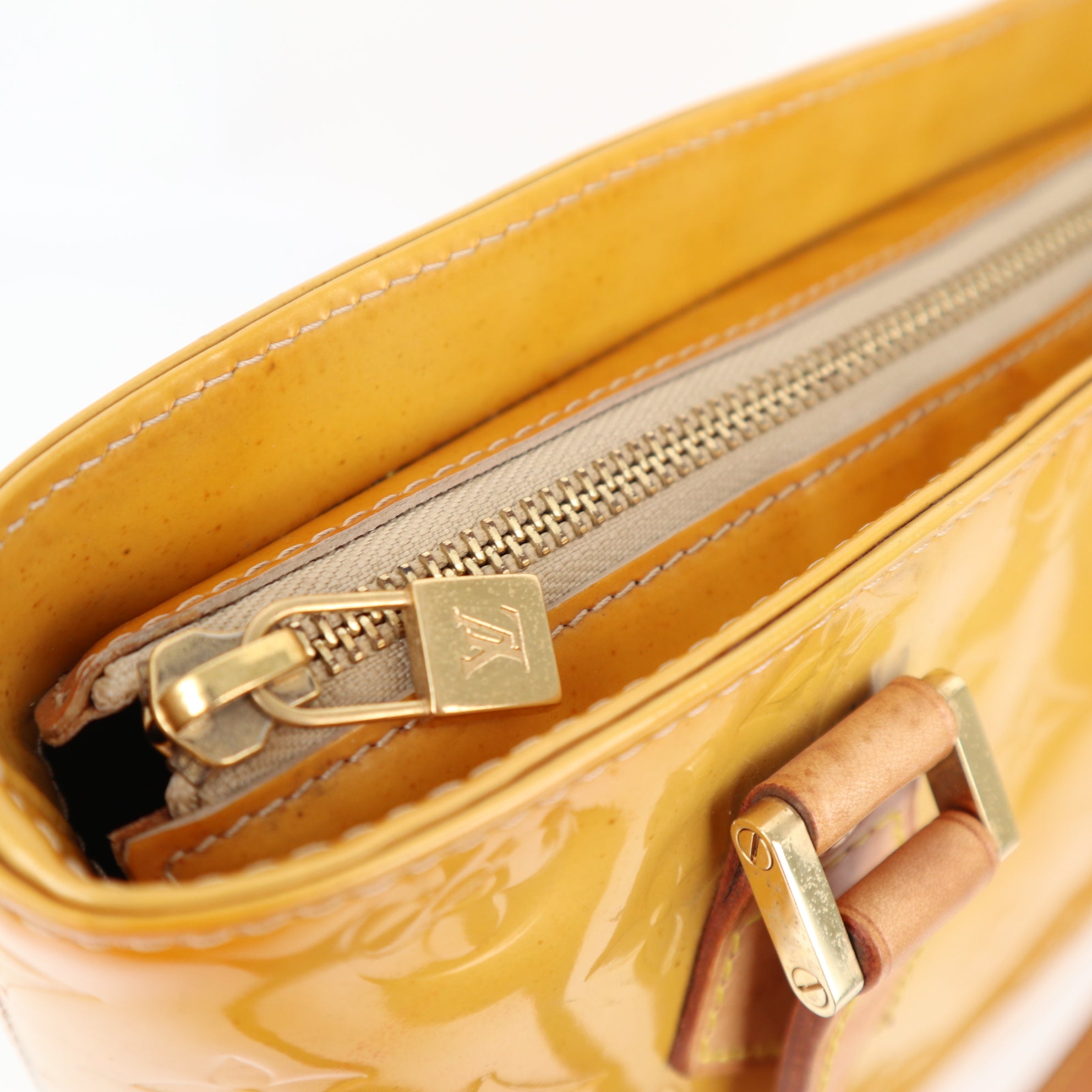 C1193 Louis Vuitton Mango Monogram Vernis Houston Bag-Pre Owned