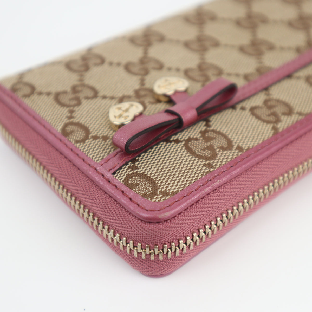 C2644 Gucci Wallet GG Canvas Wallet With Purple Leather Trim & Gold Heart Pink | Pre-Owned Excellent Pink GG monogram Canvas, Leather