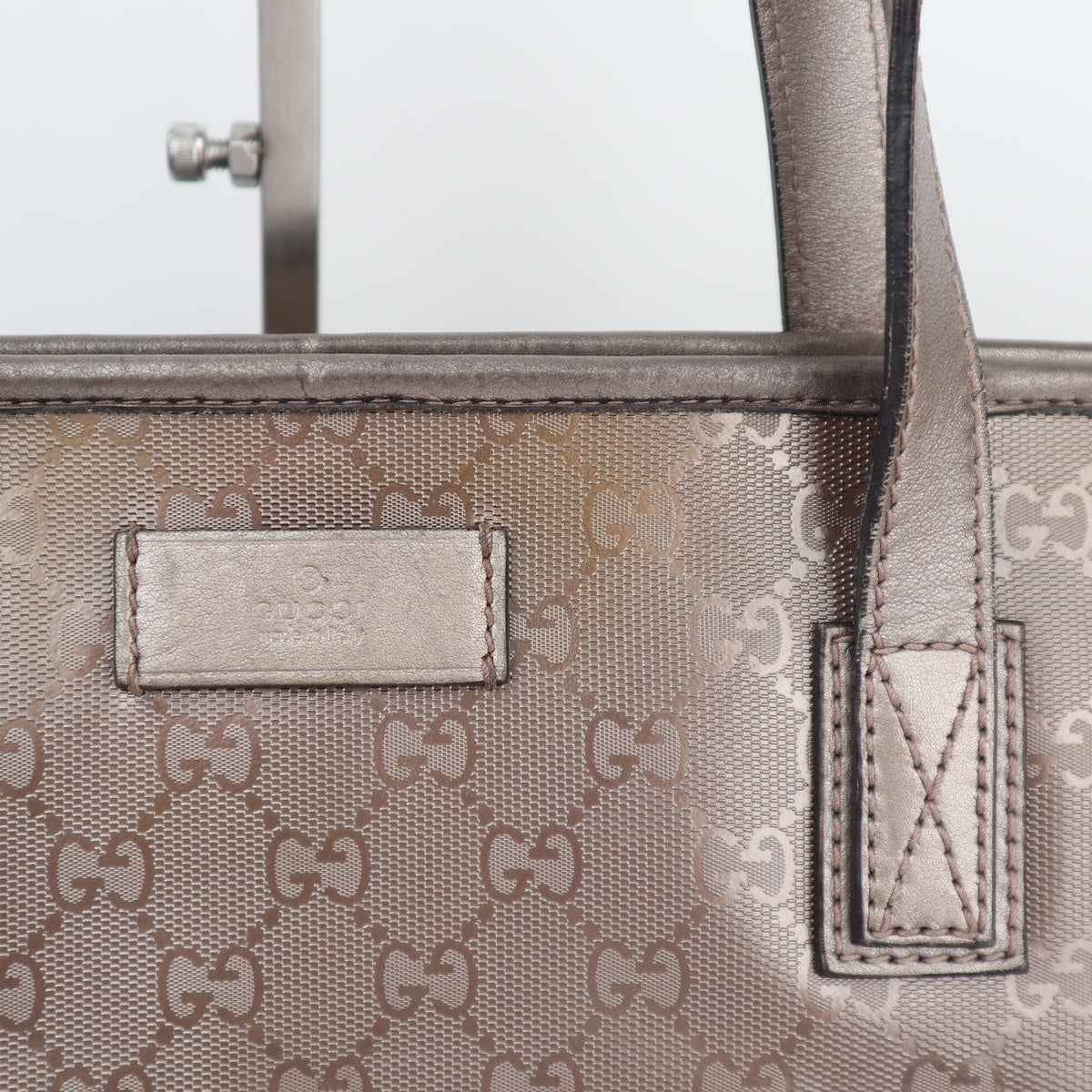 C2663 Gucci Tote Bag GG Imprimé Medium | Pre-Owned Very Good Light Purple Polyvinyl chloride (PVC) GG Imprimé