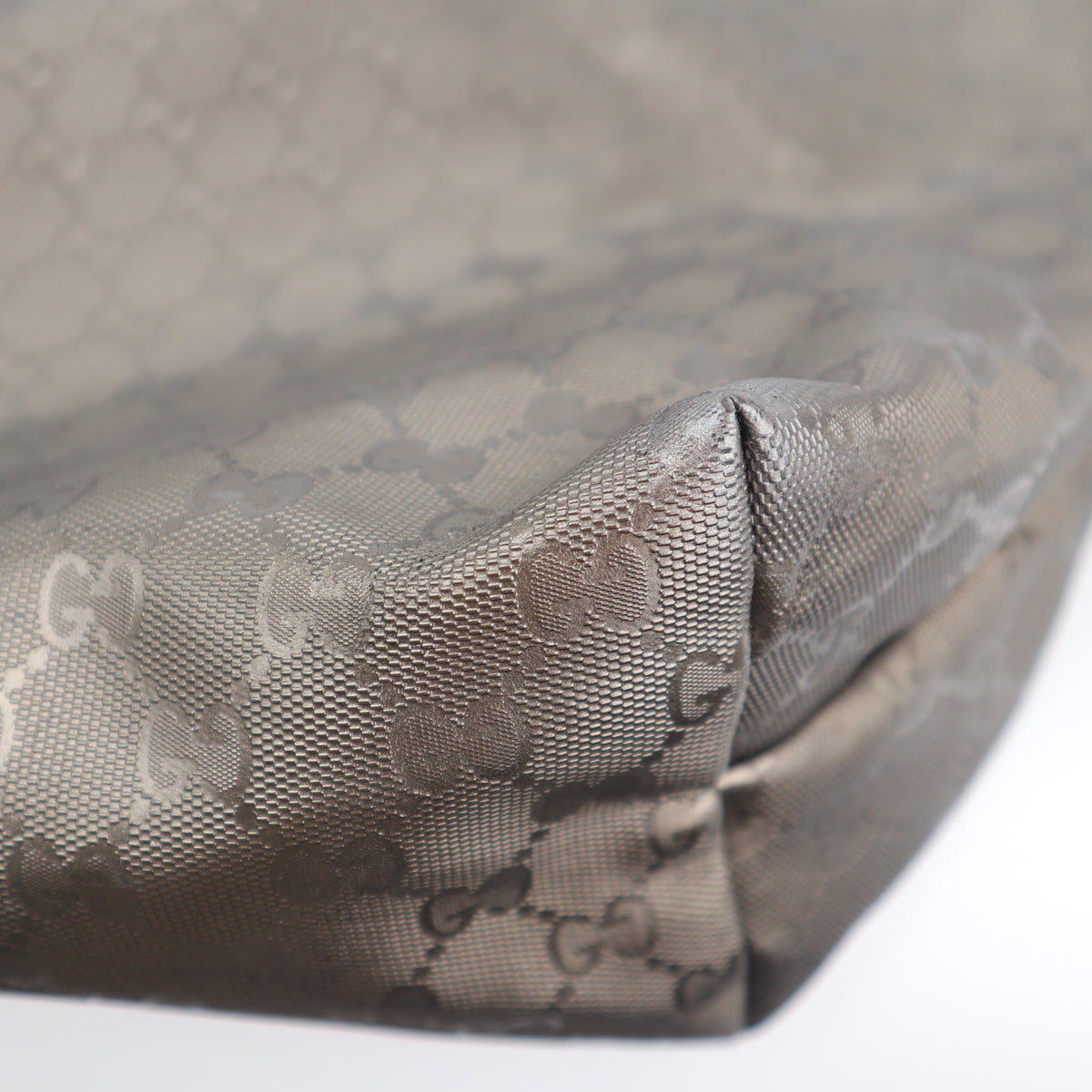 C2668 Gucci Tote Bag GG Imprimé Large | Pre-Owned Very Good Light Purple Polyvinyl chloride (PVC) GG Imprimé