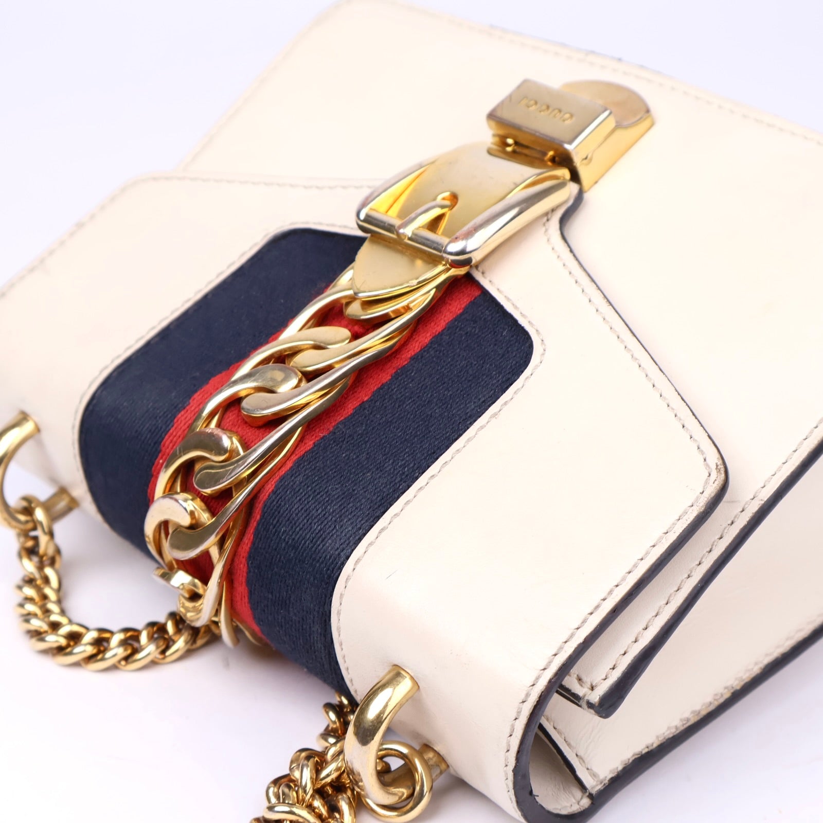 J1205 Gucci Sylvie Medium Shoulder Bag- Pre Owned