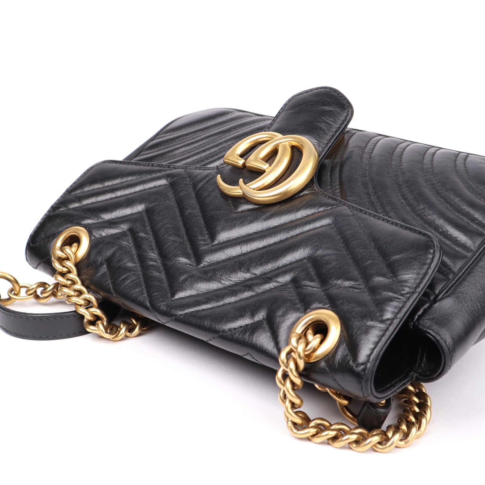 J1209 Gucci Marmont medium shoulder bag in black leather- Pre Owned