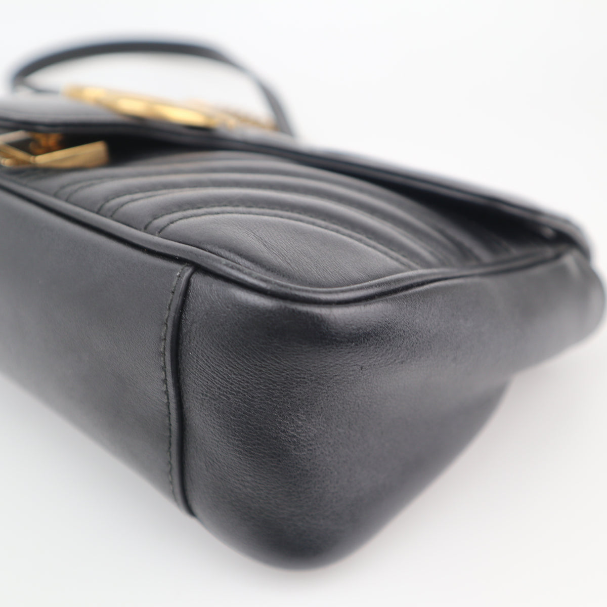 C2688 Gucci Shoulder Bag GG Marmont Small Black | Pre-Owned Very Good Black GG Canvas
