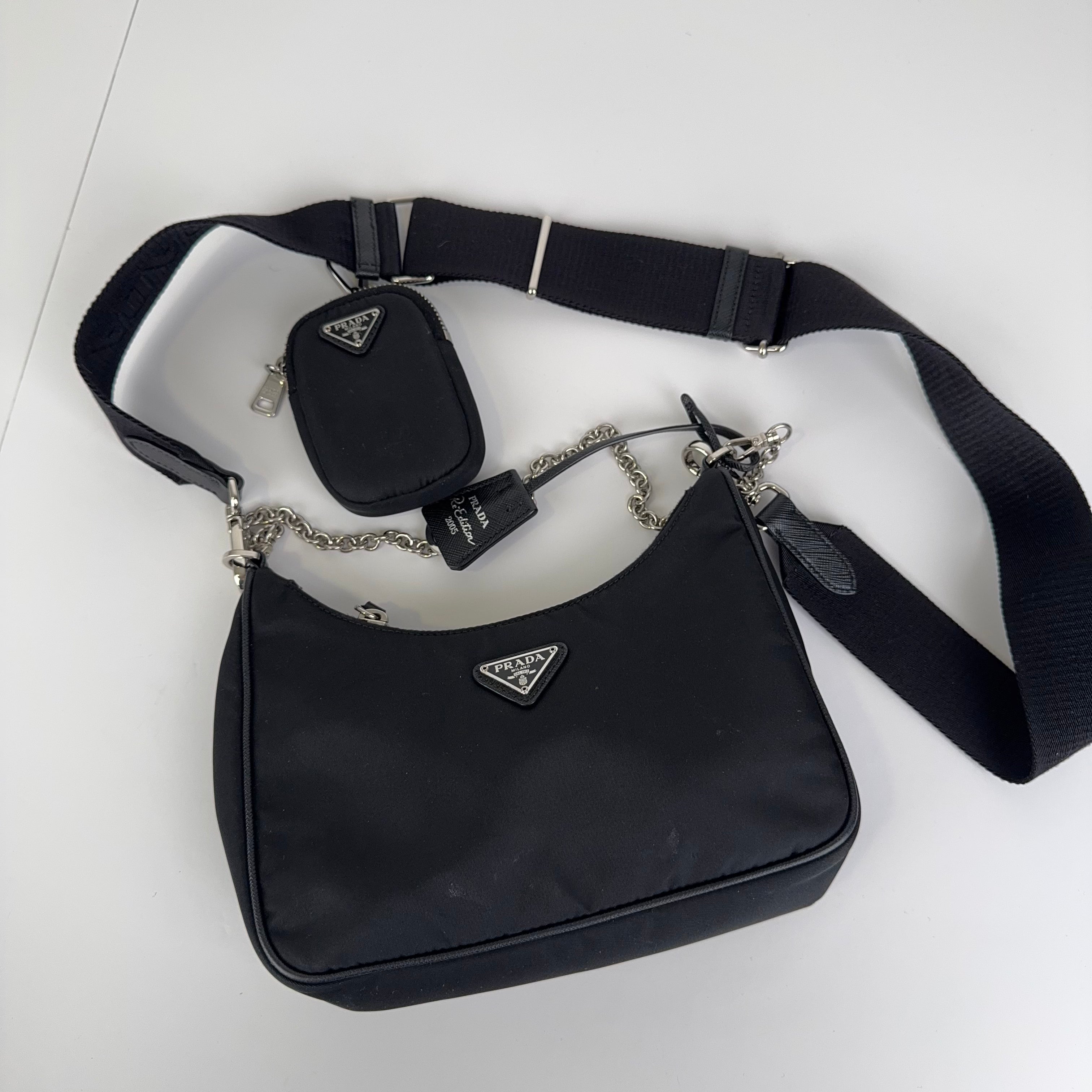PRE OWNED - Prada Re-Edition cloth handbag