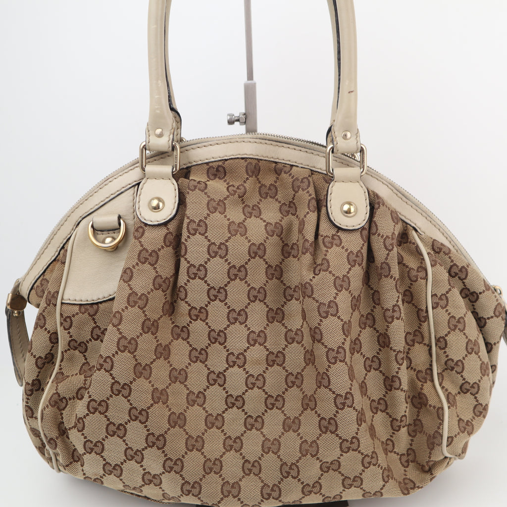 C2699 Gucci Shoulder Bag Beige/White GG Canvas Medium Sukey Bag | Pre-Owned Very Good White / Beige Canvas GG