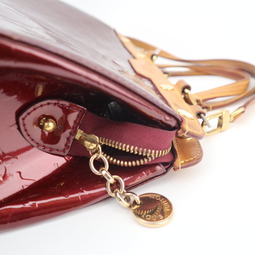 C2736 Louis Vuitton Top Handle Bag Monogram Vernis Brea MM | Pre-Owned Very Good Patent Leather Monogram Vernis