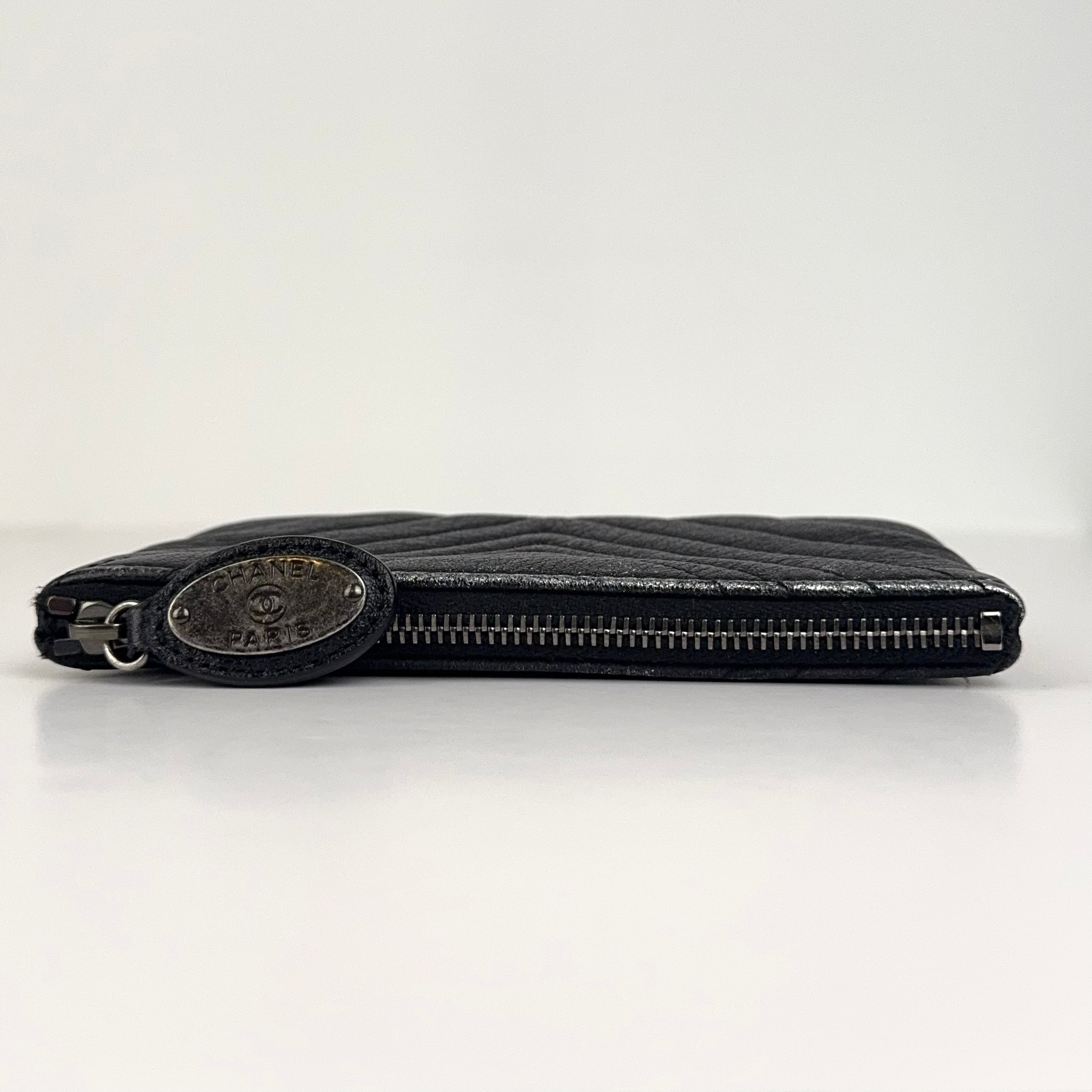 PRE OWNED-Chanel MEDIUM CASE Metallic Lambskin/MAR