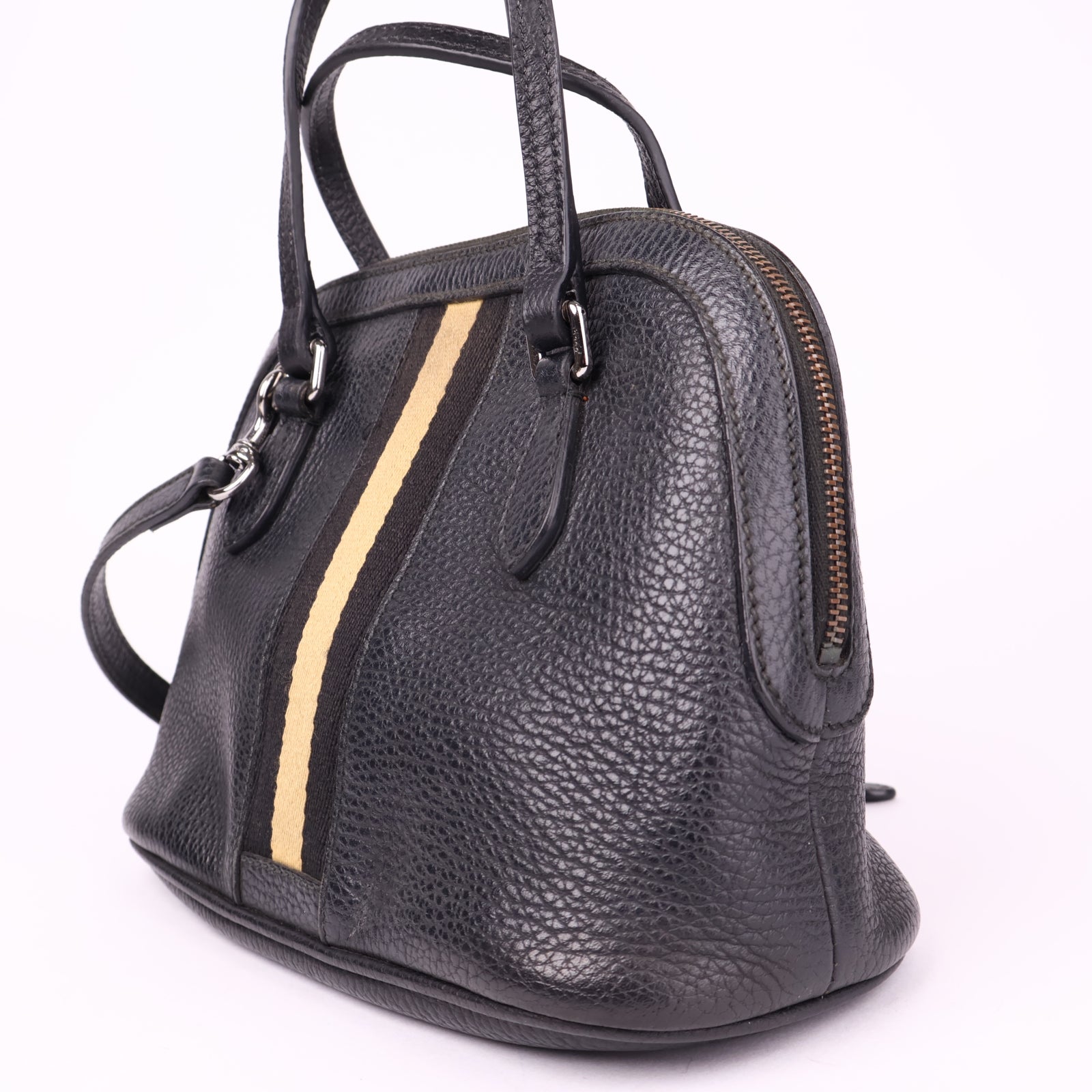 J1016 Gucci Sherry Line Leather Handbag Black- Pre Owned