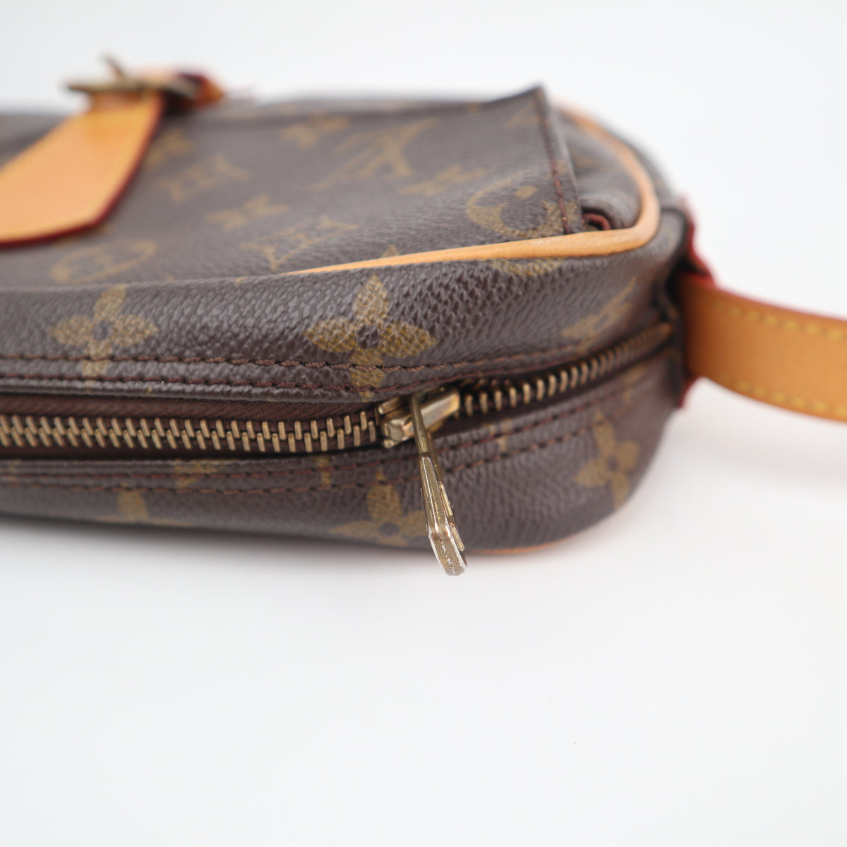 C2746R Louis Vuitton Crossbody Bag Monogram Jeune Fille | Pre-Owned Excellent Brown Canvas Monogram