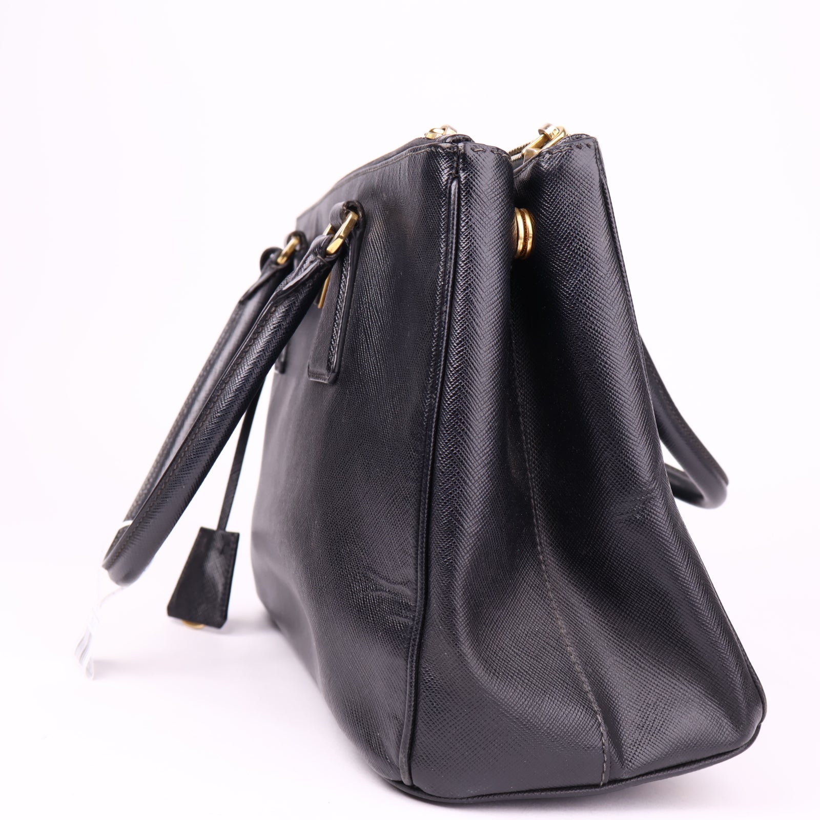 J1037 Prada Black Saffiano Leather Galleria Handbag- Pre Owned