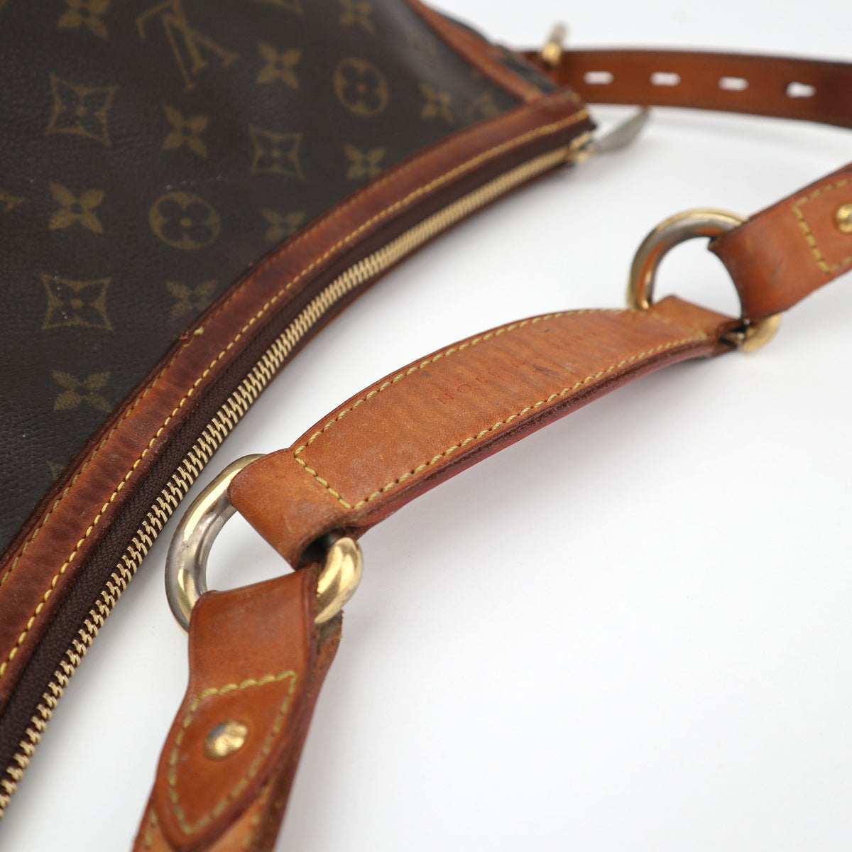 C2750 Louis Vuitton Shoulder Bag Monogram Tulum GM | Pre-Owned Good Brown Canvas Monogram