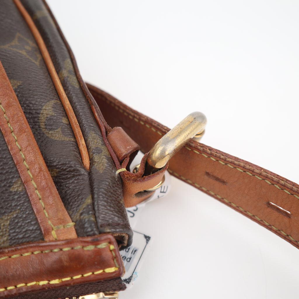 C2750 Louis Vuitton Shoulder Bag Monogram Tulum GM | Pre-Owned Good Brown Canvas Monogram