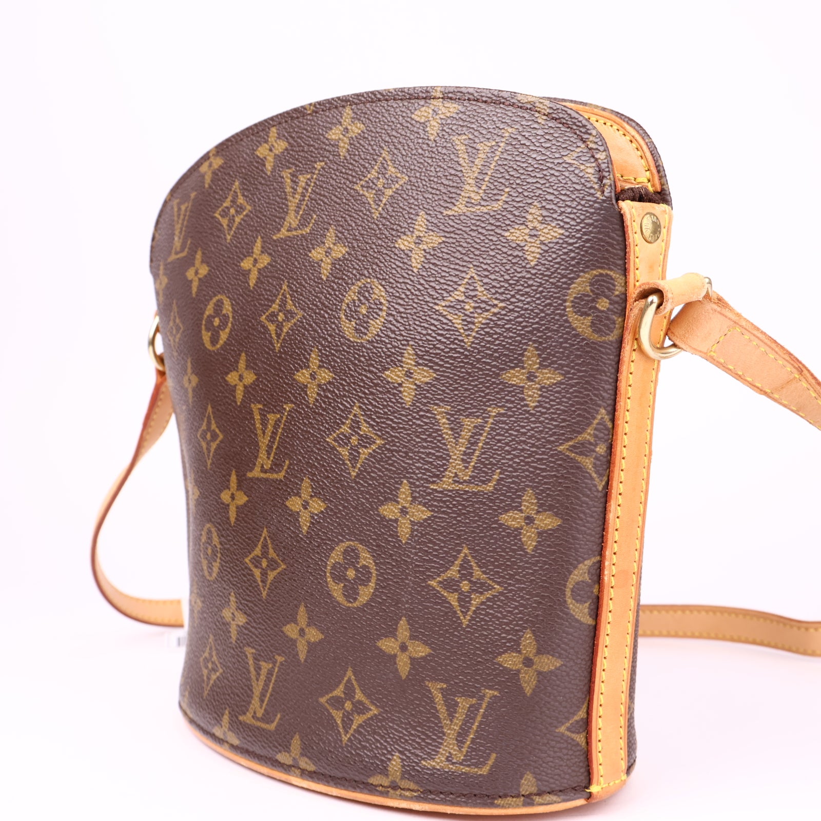 J1028 Louis Vuitton Drouot Shoulder Bag Brown Canvas Monogram- Pre Owned