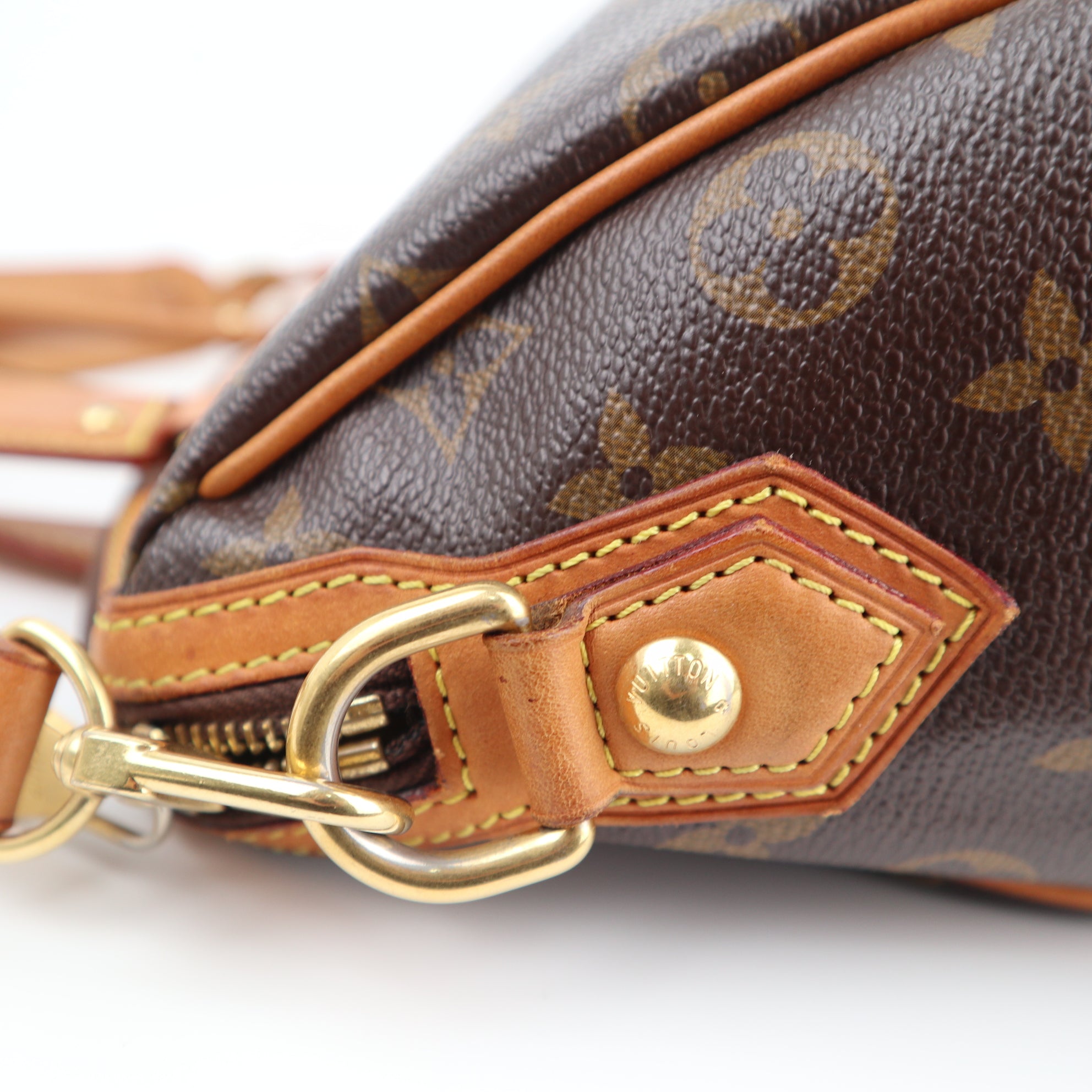 Louis Vuitton Monogram Canvas Retiro PM Shoulder Bag C1802 | Pre-Owned Very Good Brown Monogram Canvas