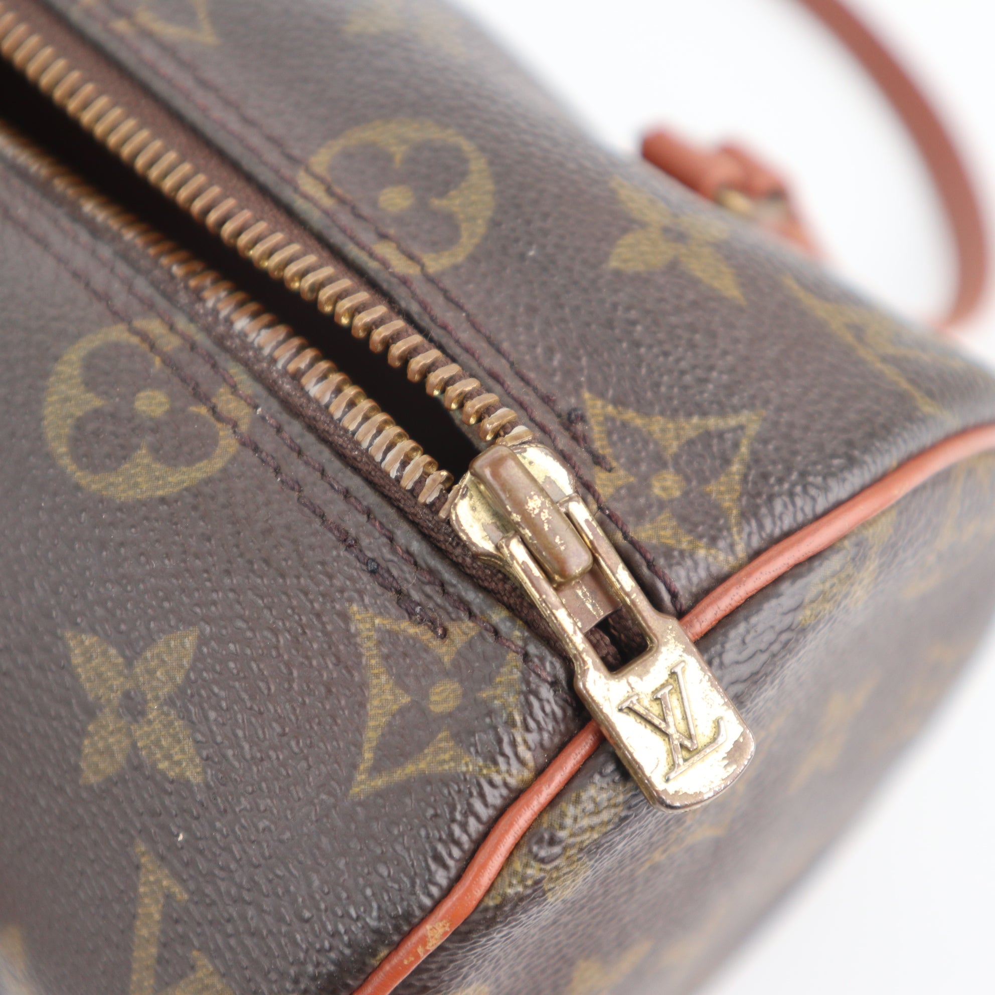 Louis Vuitton Monogram Canvas Papillon 26 Shoulder Bag C1808R | Pre-Owned Very Good Brown Monogram Canvas