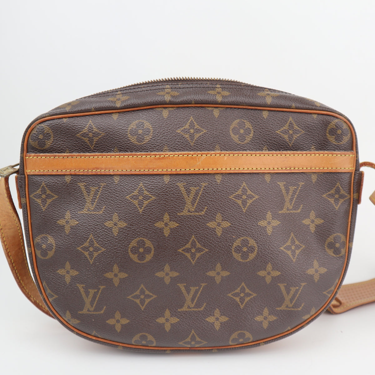 C2765 Louis Vuitton Crossbody Bag Monogram Jeune Fille MM | Pre-Owned Very Good Brown Monogram Canvas