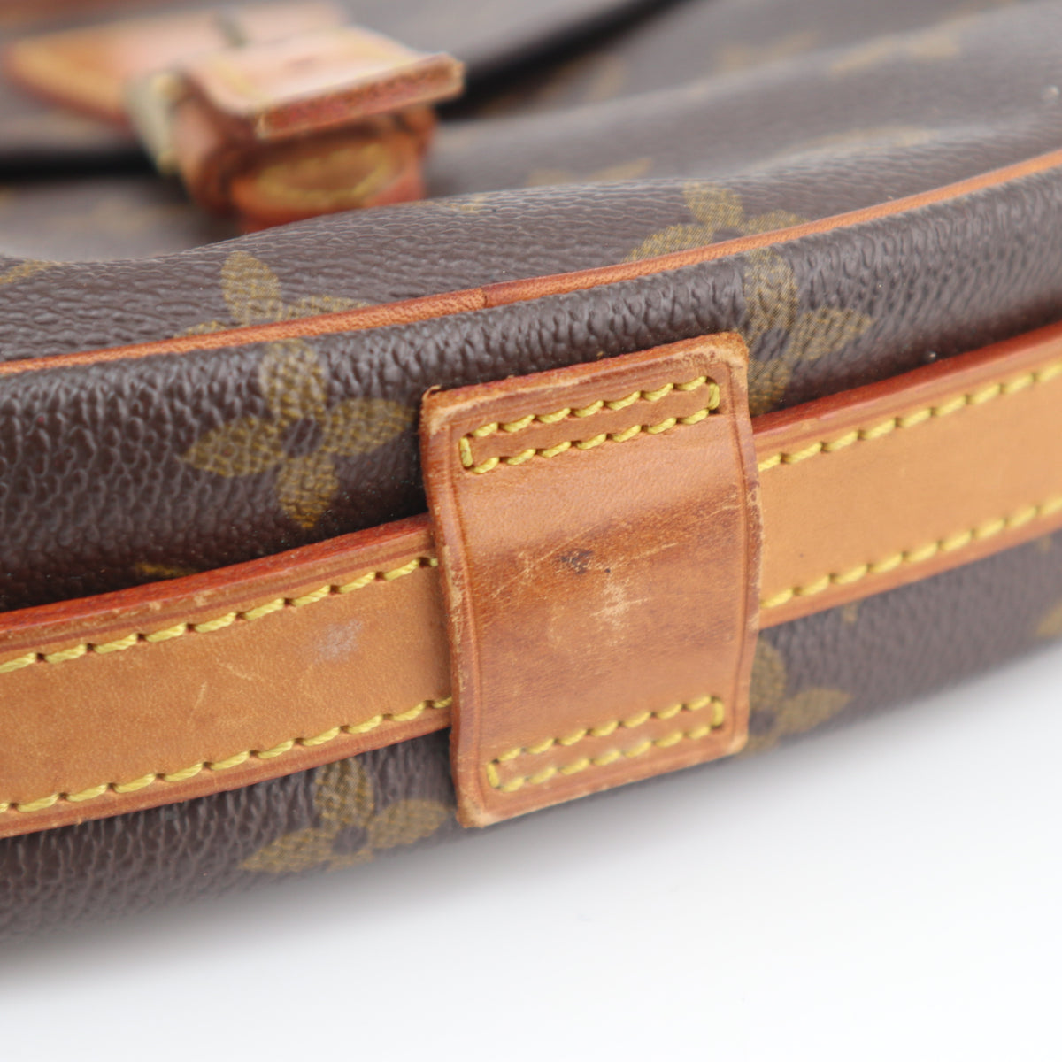 C2765 Louis Vuitton Crossbody Bag Monogram Jeune Fille MM | Pre-Owned Very Good Brown Monogram Canvas