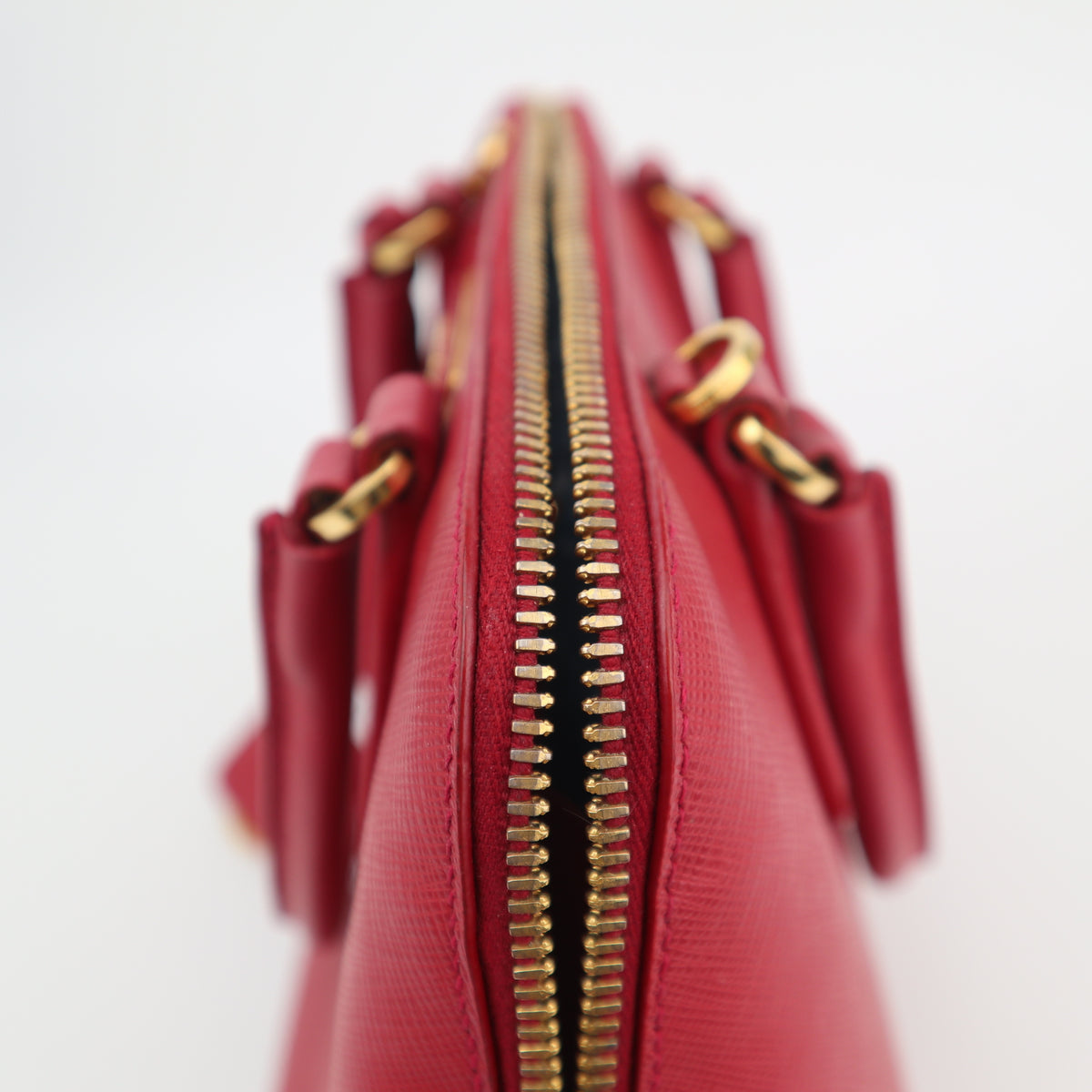 C2770 Prada Top Handle Bag Galleria Saffiano Promenade / Lux Small Red | Pre-Owned Excellent Red Leather