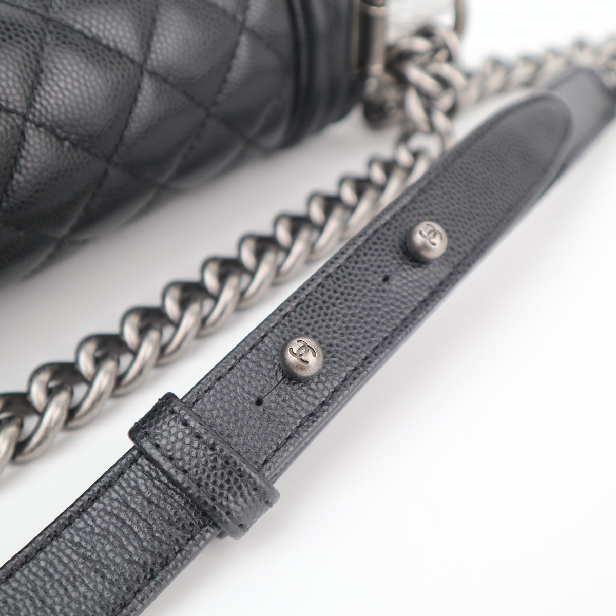 C2773 Chanel Shoulder Bag Boy Chanel Small | Pre-Owned Very Good Quilted Leather