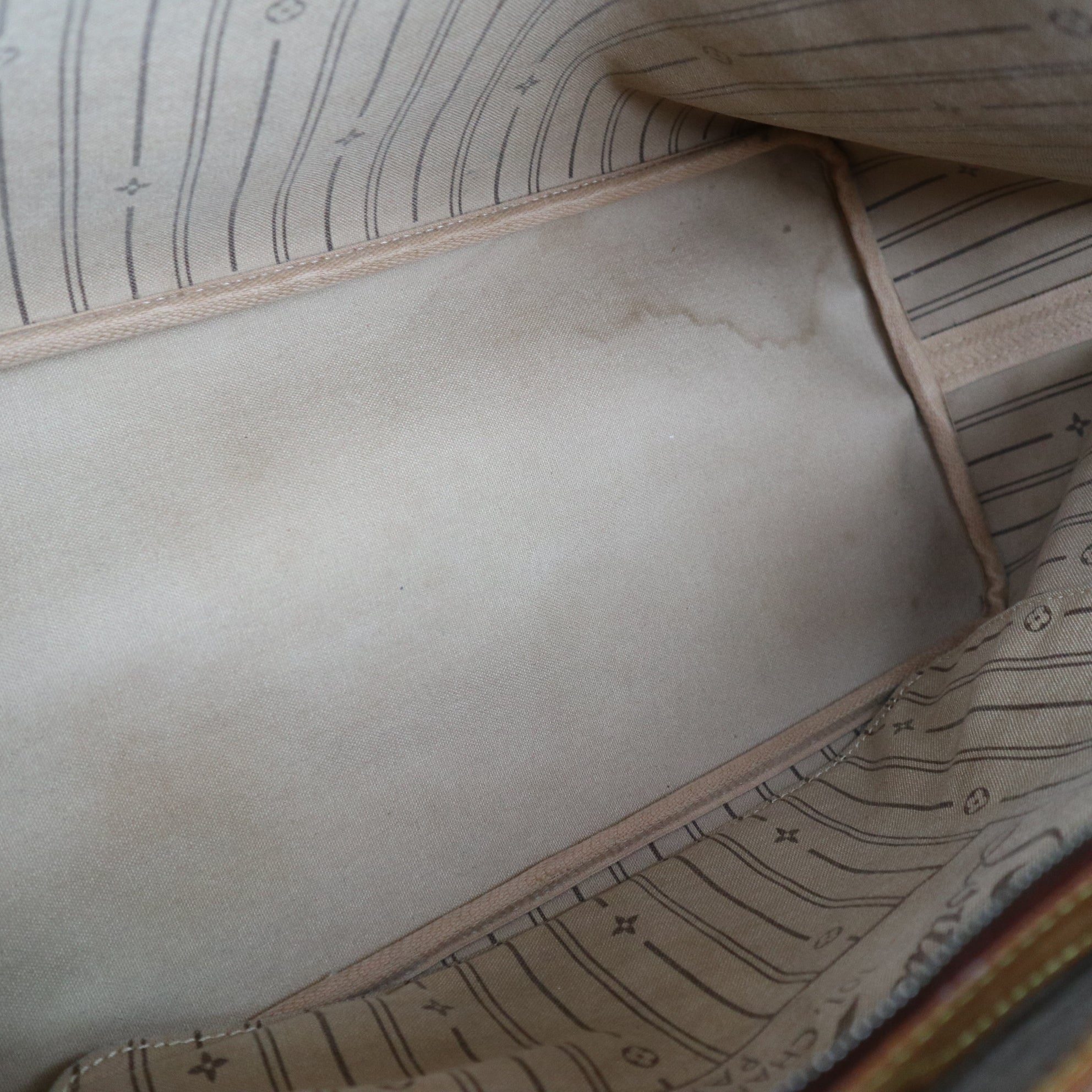 Louis Vuitton Monogram Canvas Neverfull GM Tote Bag C1823 | Pre-Owned Very Good Brown Monogram Canvas
