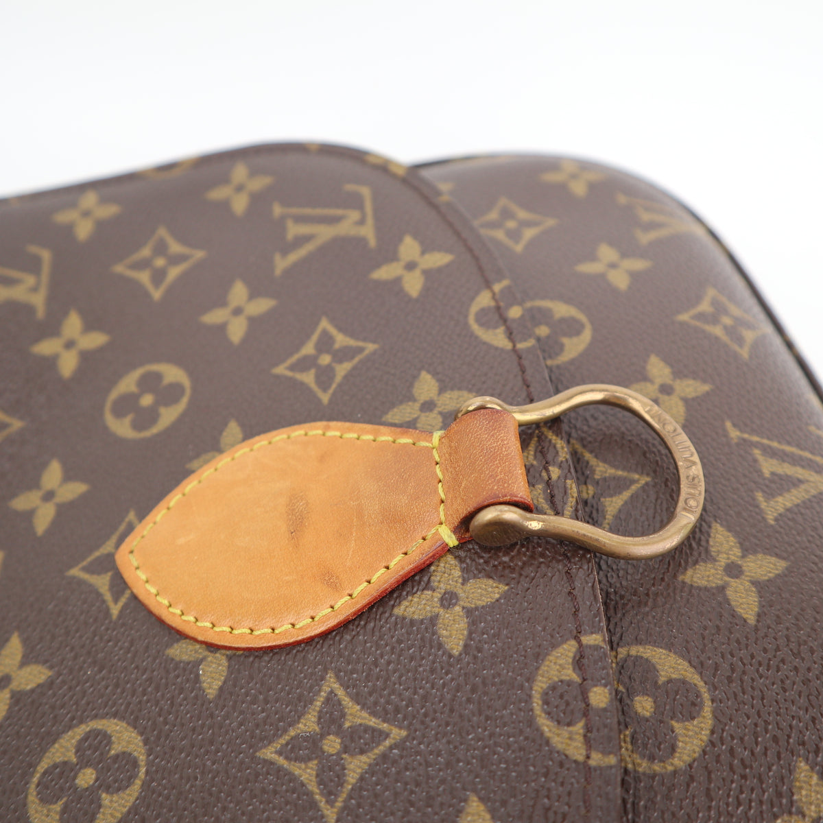C2779 Louis Vuitton Crossbody Bag Monogram Saint Cloud GM | Pre-Owned Very Good Brown Monogram Canvas