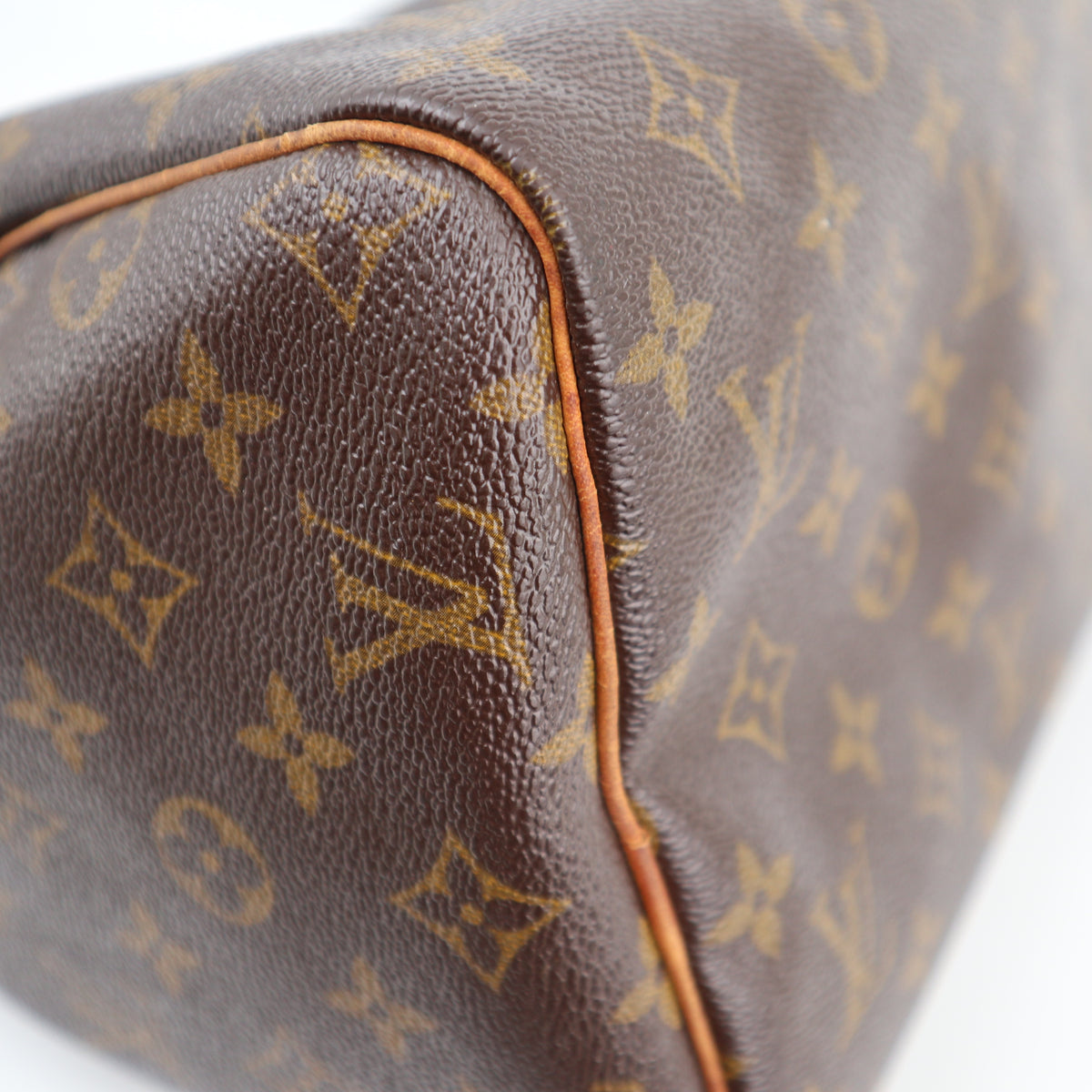 Louis Vuitton Monogram Canvas Speedy 30 Top Handle Bag C1829 | Pre-Owned Very Good Brown Monogram Canvas