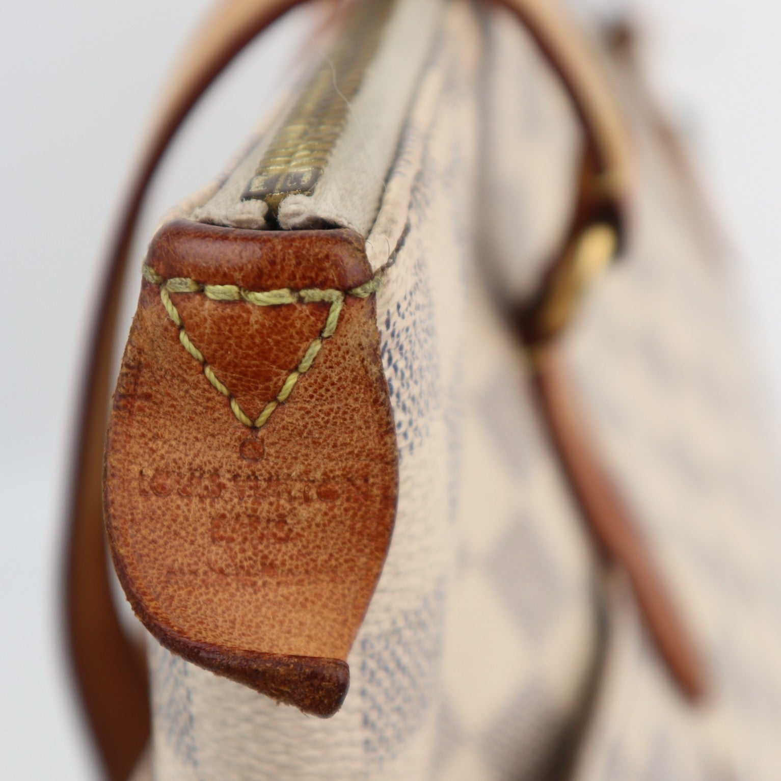 Louis Vuitton Damier Azur Totally  MM Shoulder Bag C1833 | Pre-Owned Very Good Brown Damier Canvas