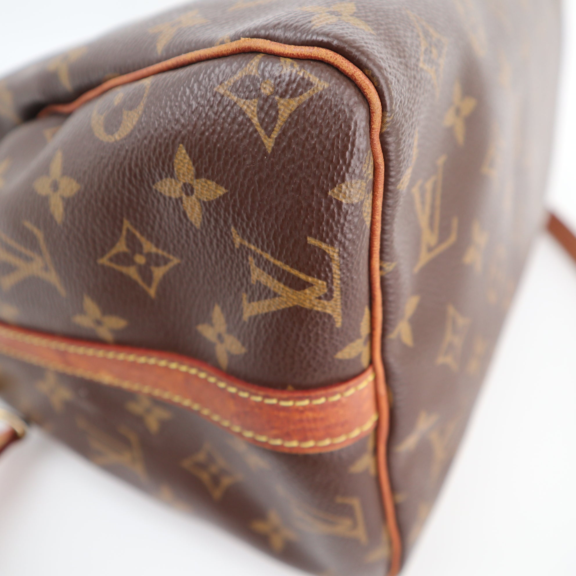 Louis Vuitton Monogram Canvas Speedy Bandoulière 30 Crossbody Bag C1837 | Pre-Owned Very Good Brown Monogram Canvas