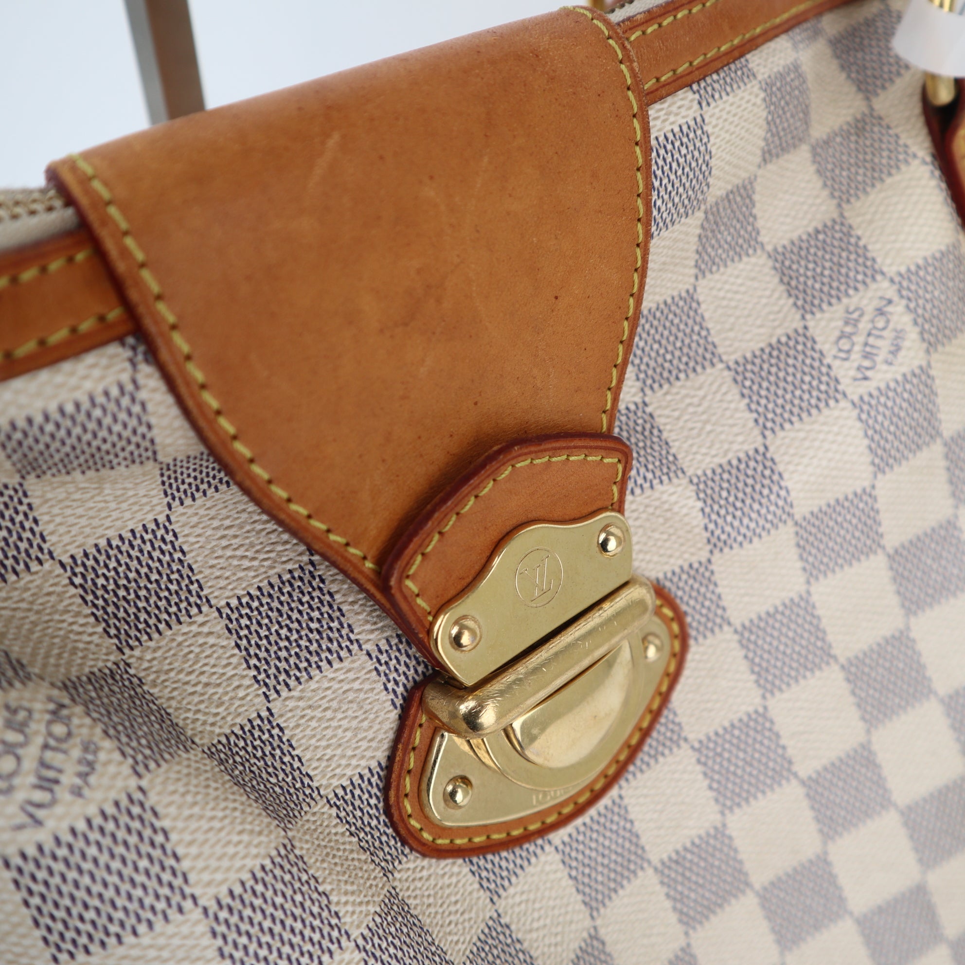 Louis Vuitton Damier Azur Stresa PM Shoulder Bag C1847 | Pre-Owned Very Good White / Blue Damier Azur Canvas