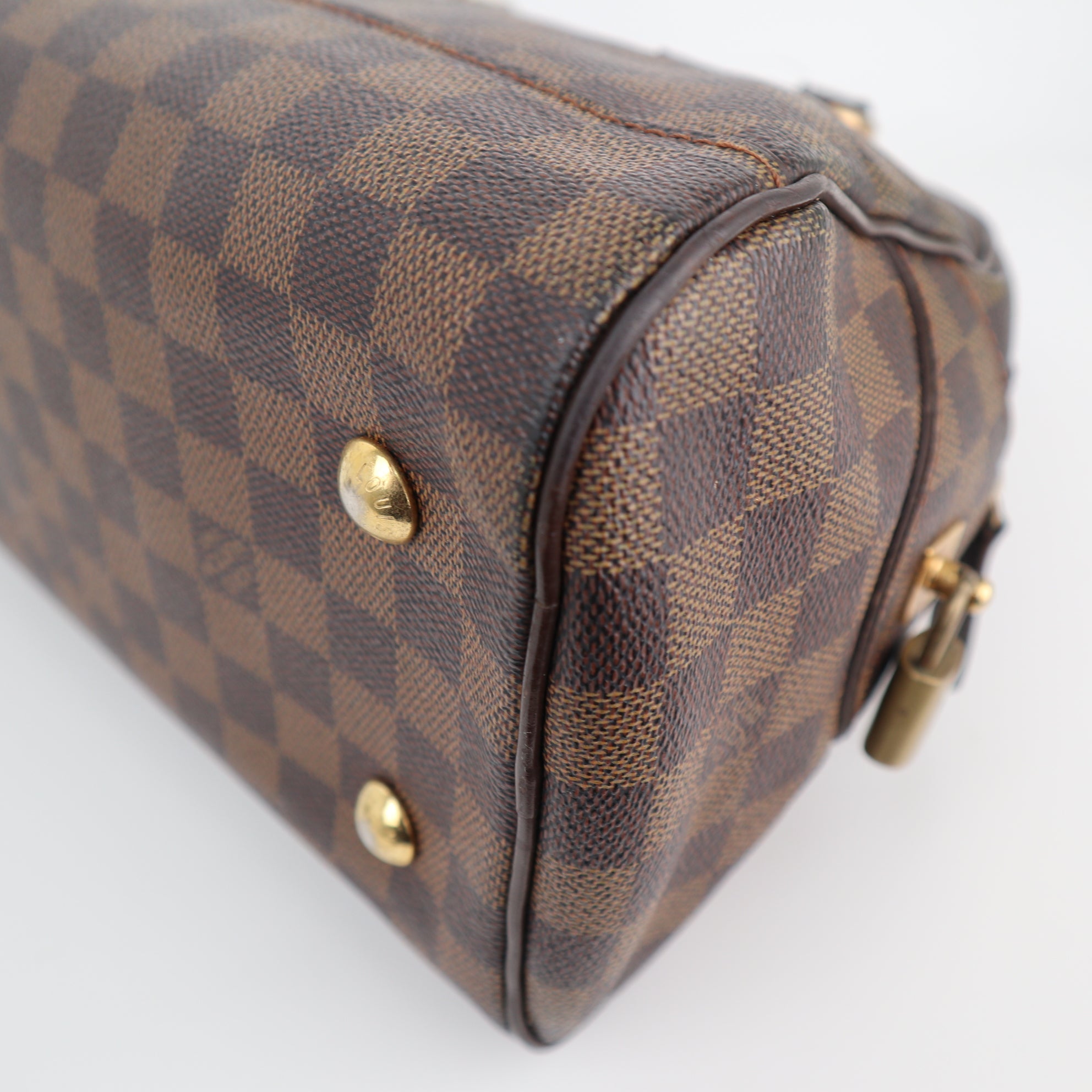 Louis Vuitton Damier Ebene Duomo Shoulder Bag C1852 | Pre-Owned Good Brown Damier Ebene Canvas