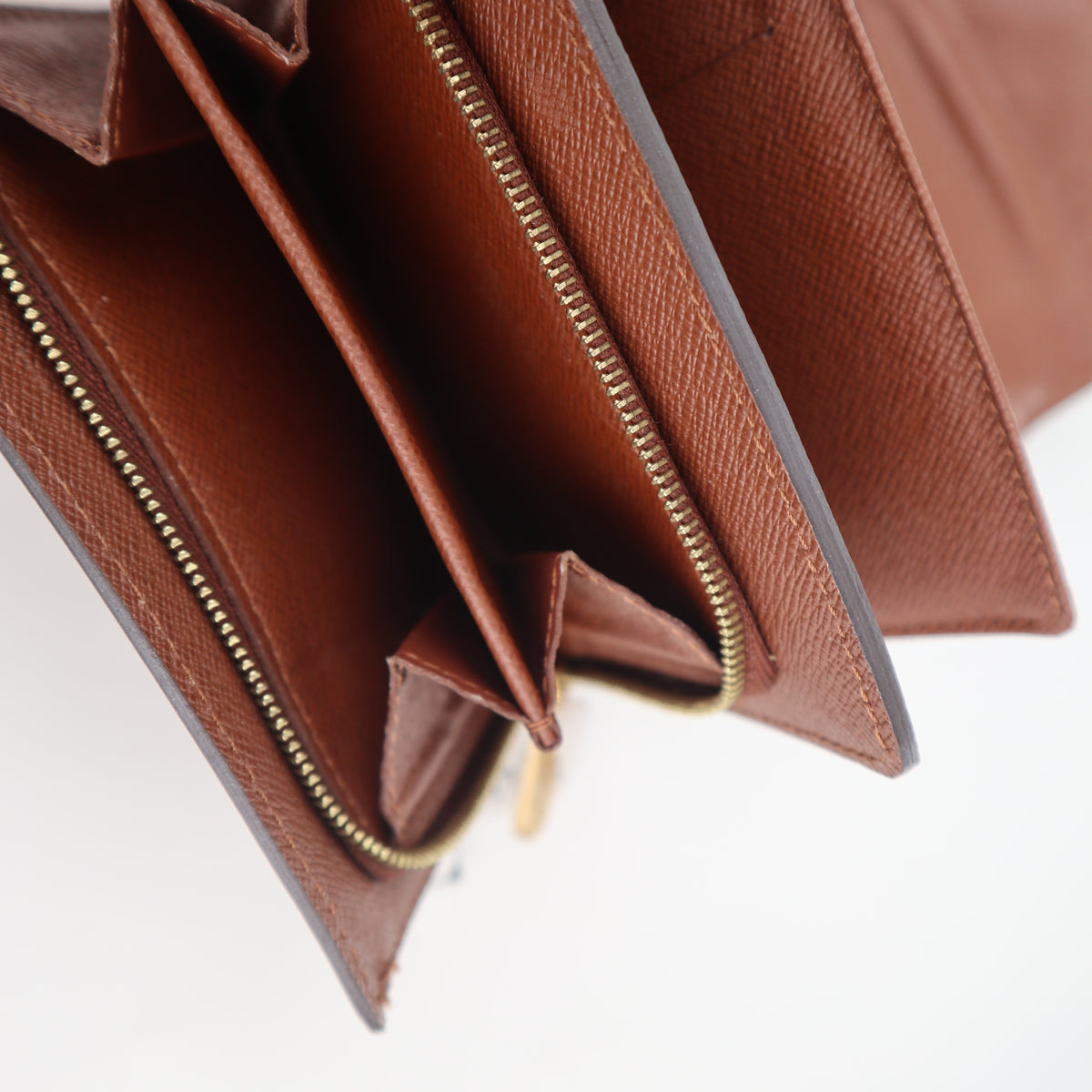 C2808 Louis Vuitton Wallet Monogram Joey Wallet | Pre-Owned Very Good Brown Monogram Canvas