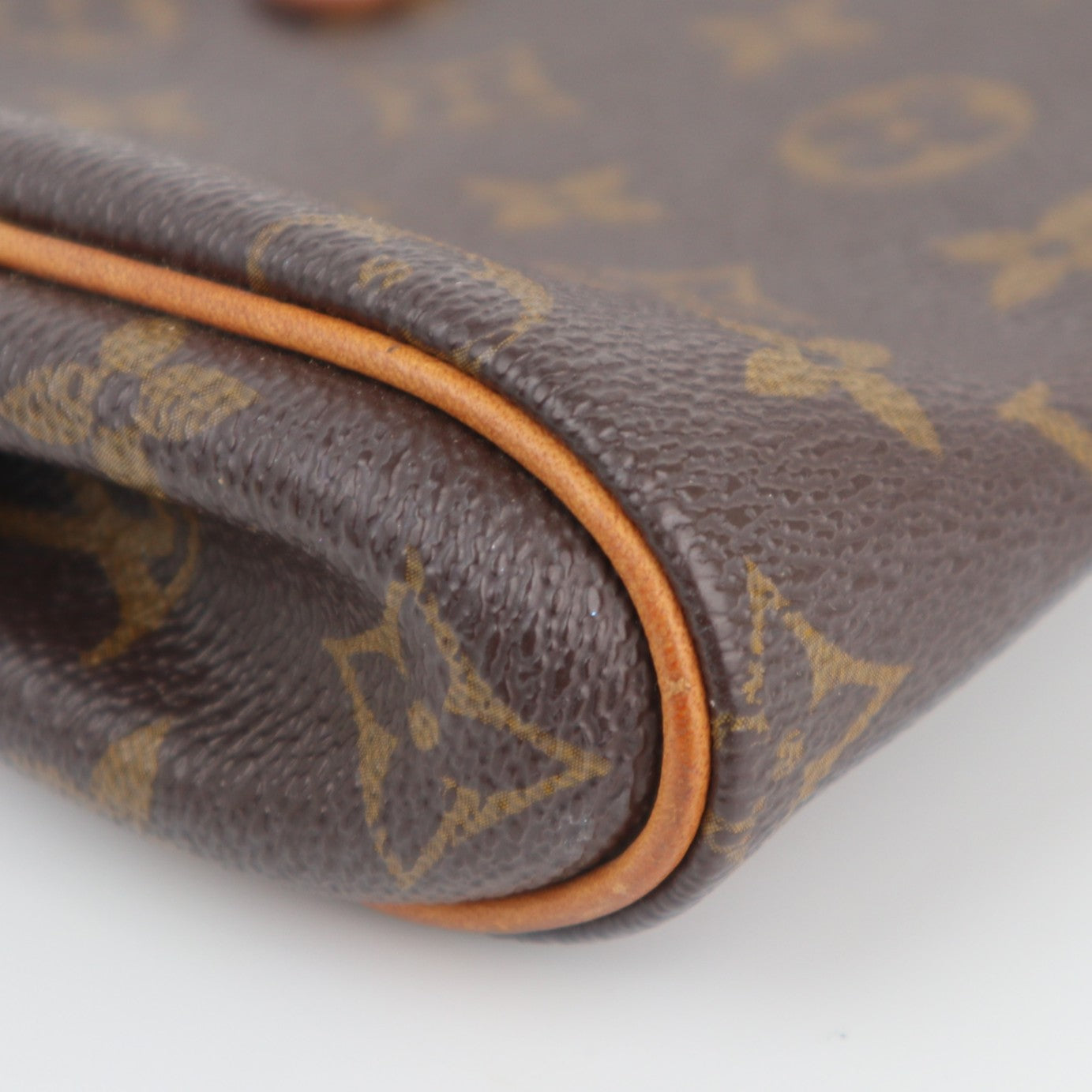Louis Vuitton Monogram Canvas Eva Clutch Clutch Bag C1855 | Pre-Owned Very Good Brown Monogram Canvas