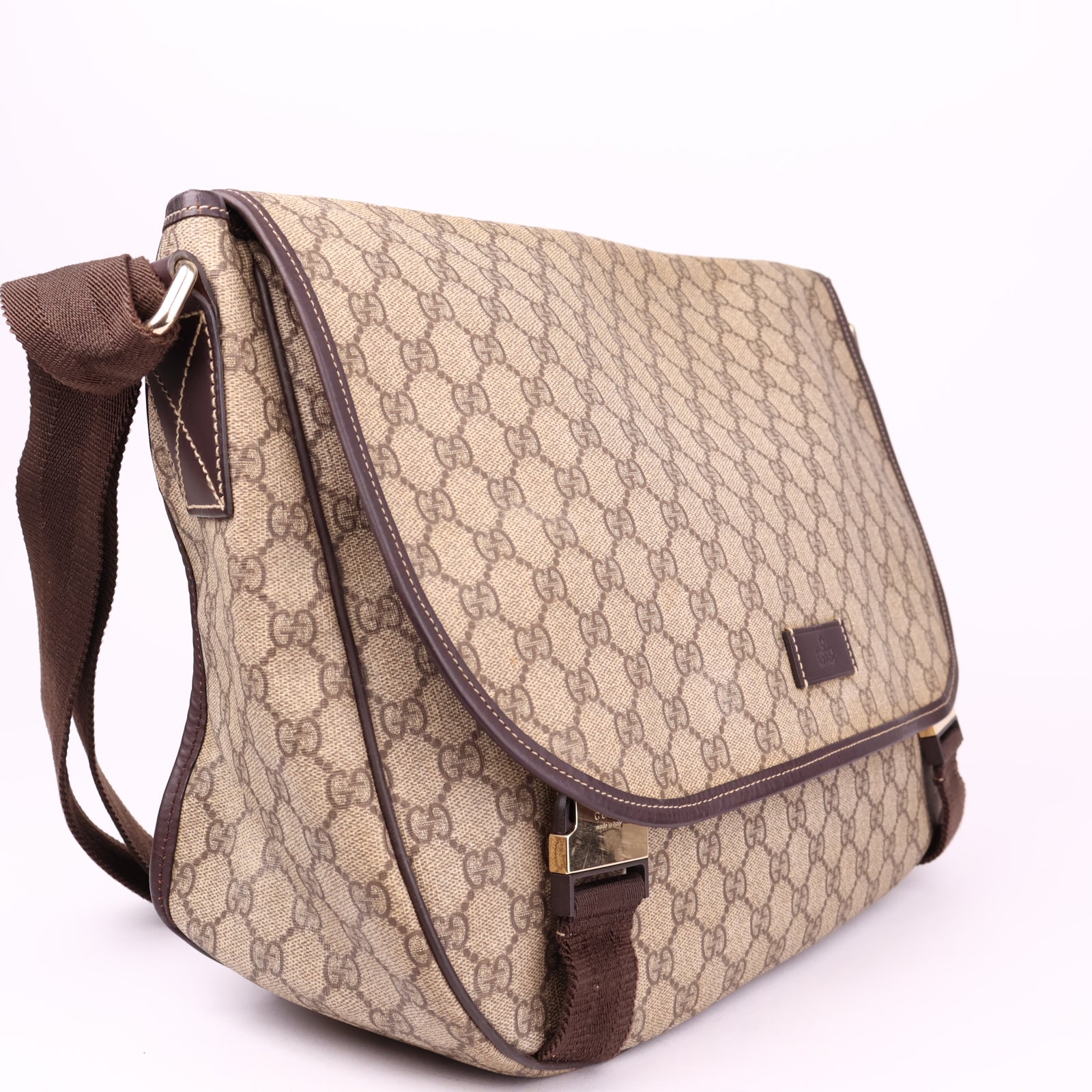 J3545 Gucci Messenger Monogram GG Supreme Beige- Pre Owned