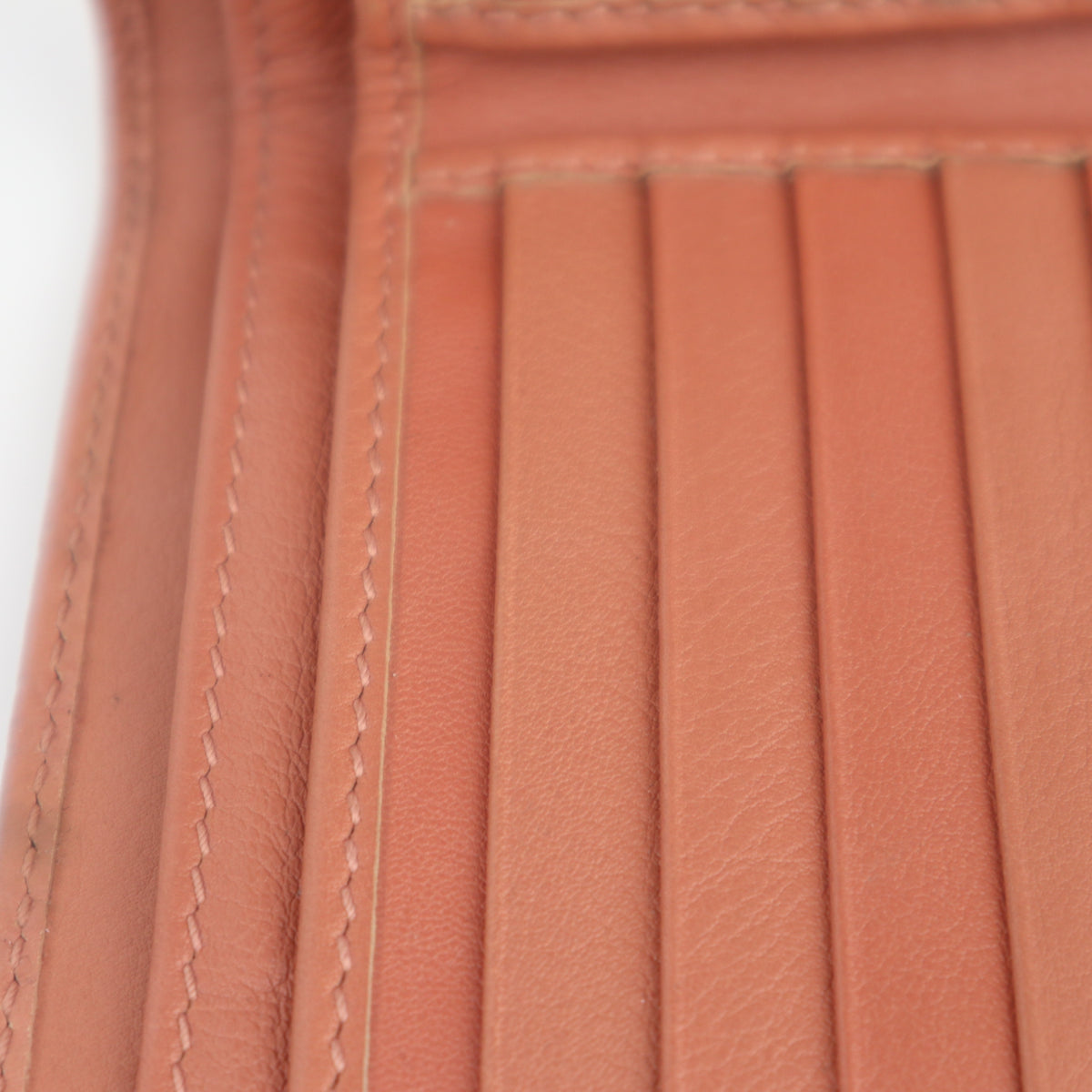 C2813# Gucci Wallet Microguccissima Wallet Pink | Pre-Owned Very Good Pink Guccissima Leather