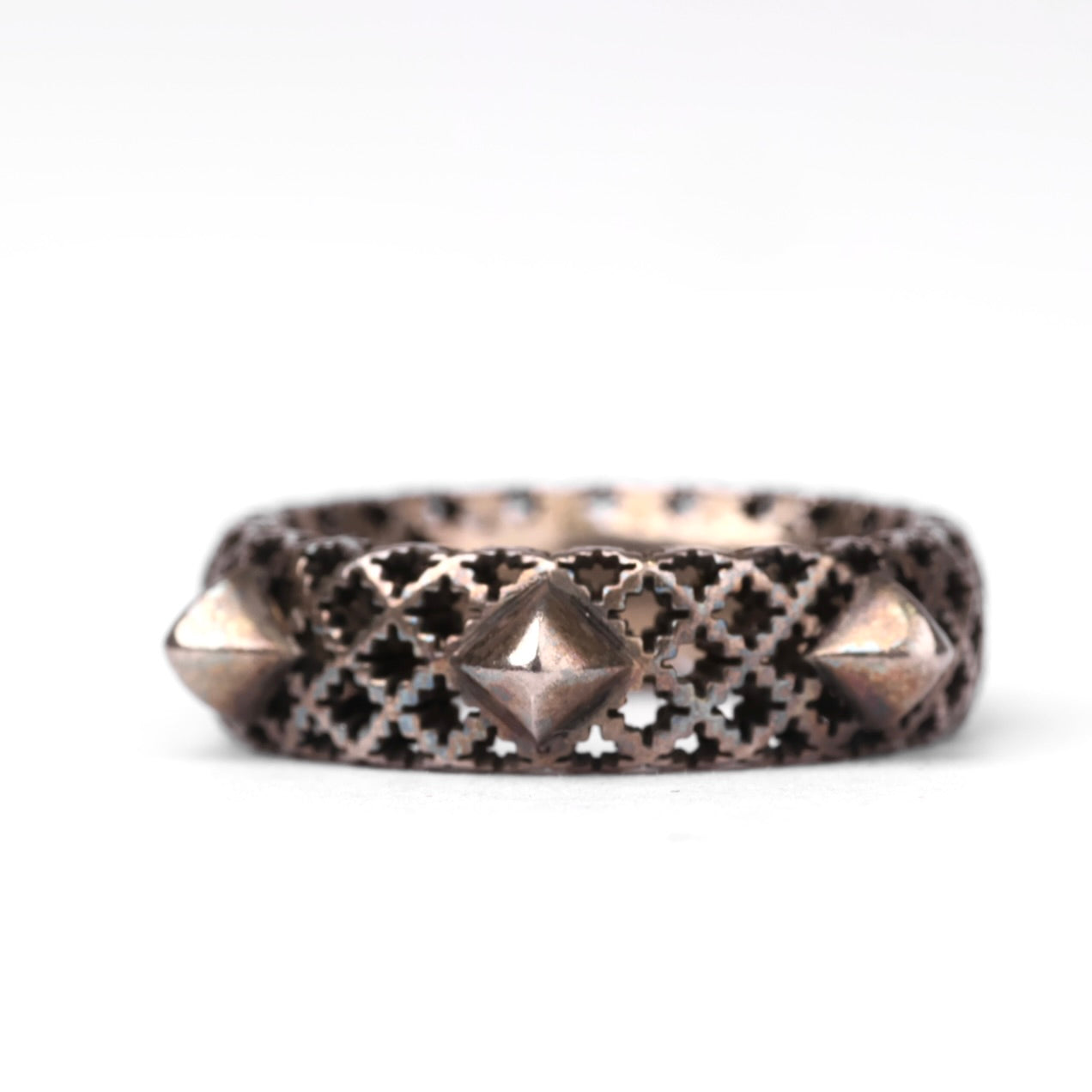 J3550 Gucci Diamantissima Light Studded Band SIZE 16- Pre Owned