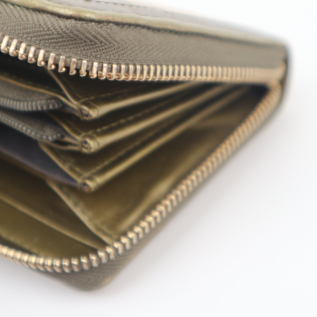 C2816 Gucci Wallet GG Canvas Sukey Zip Around Wallet | Pre-Owned Very Good Brown GG Canvas Canvas