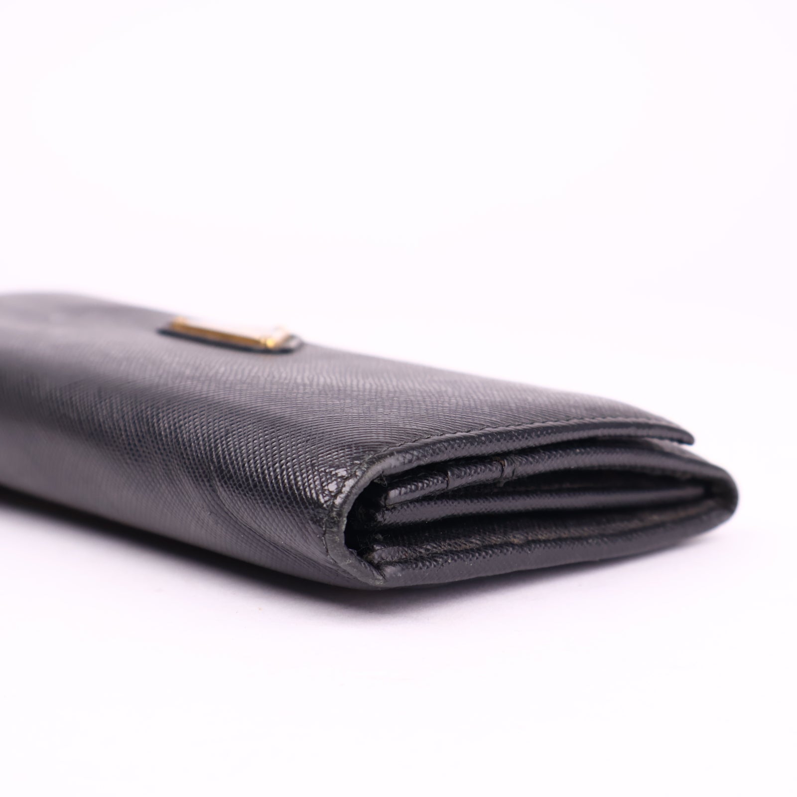 J3576 Prada Ladies Leather Purse Wallet Black/gold- Pre Owned