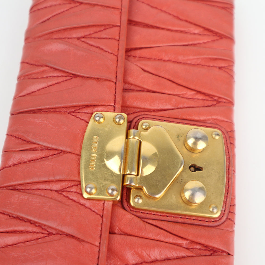 C2819 Miu Miu Wallet Matelassé Long Wallet | Pre-Owned Very Good Matelassé Leather