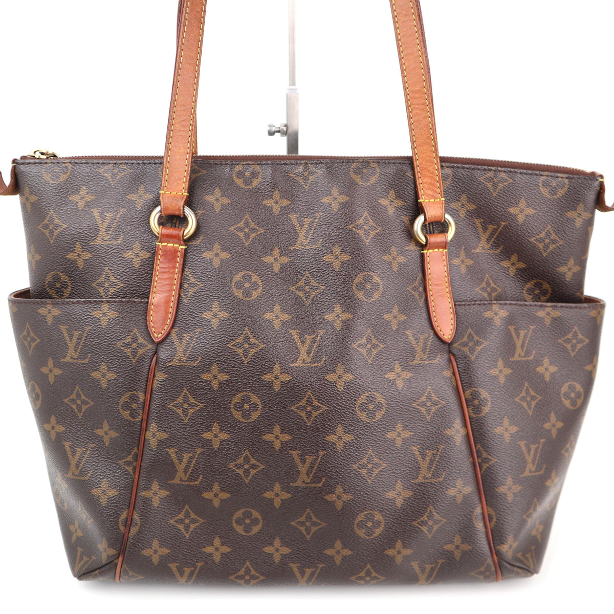 Louis Vuitton Monogram Canvas Totally MM Tote Bag C1865 | Pre-Owned Very Good Brown Monogram Coated canvas, leather trim