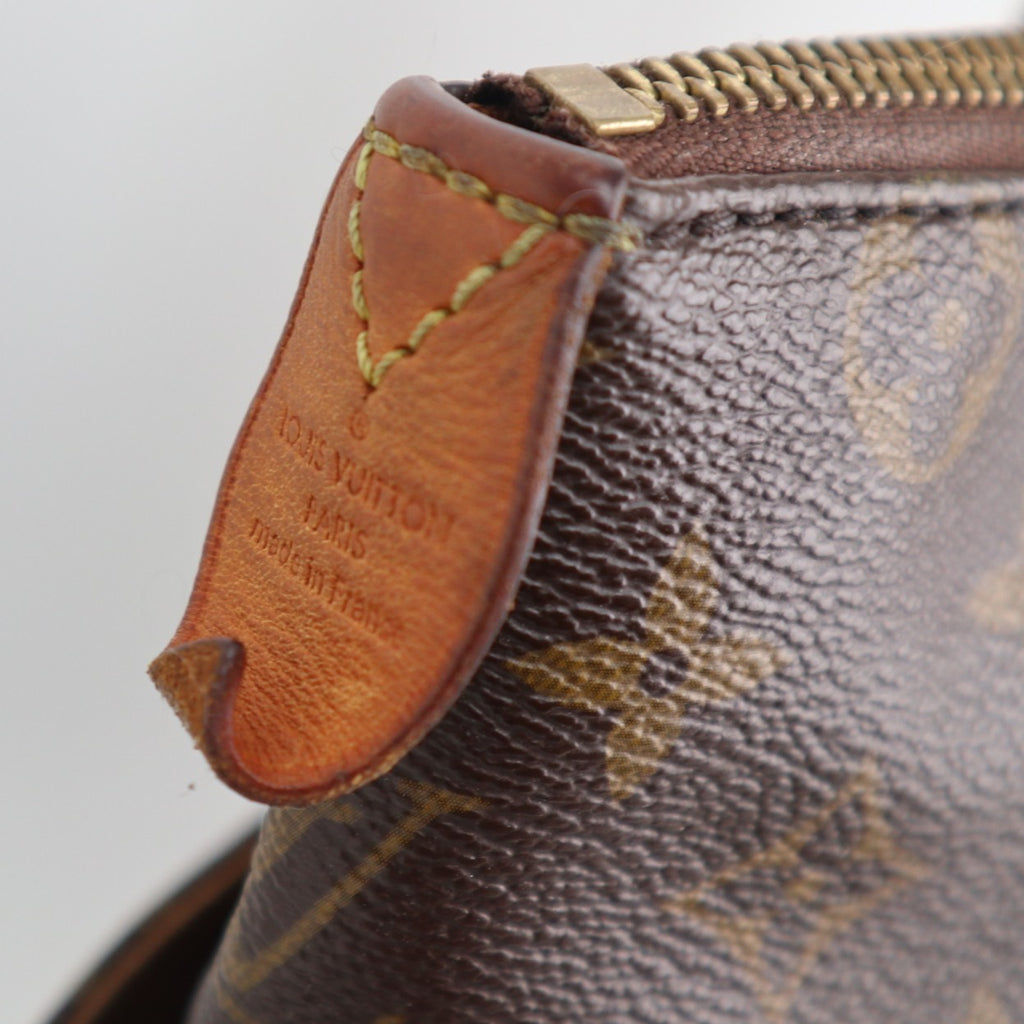 Louis Vuitton Monogram Canvas Totally MM Tote Bag C1866 | Pre-Owned Very Good Brown Monogram Coated canvas, leather trim